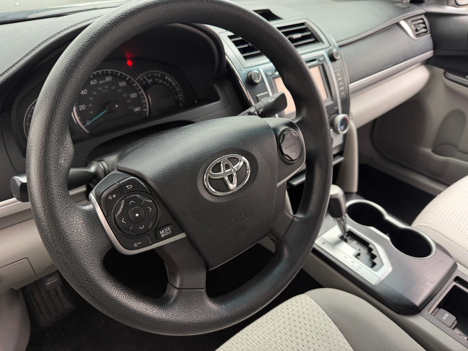 Thumbnail: 2014 Toyota Camry - 5