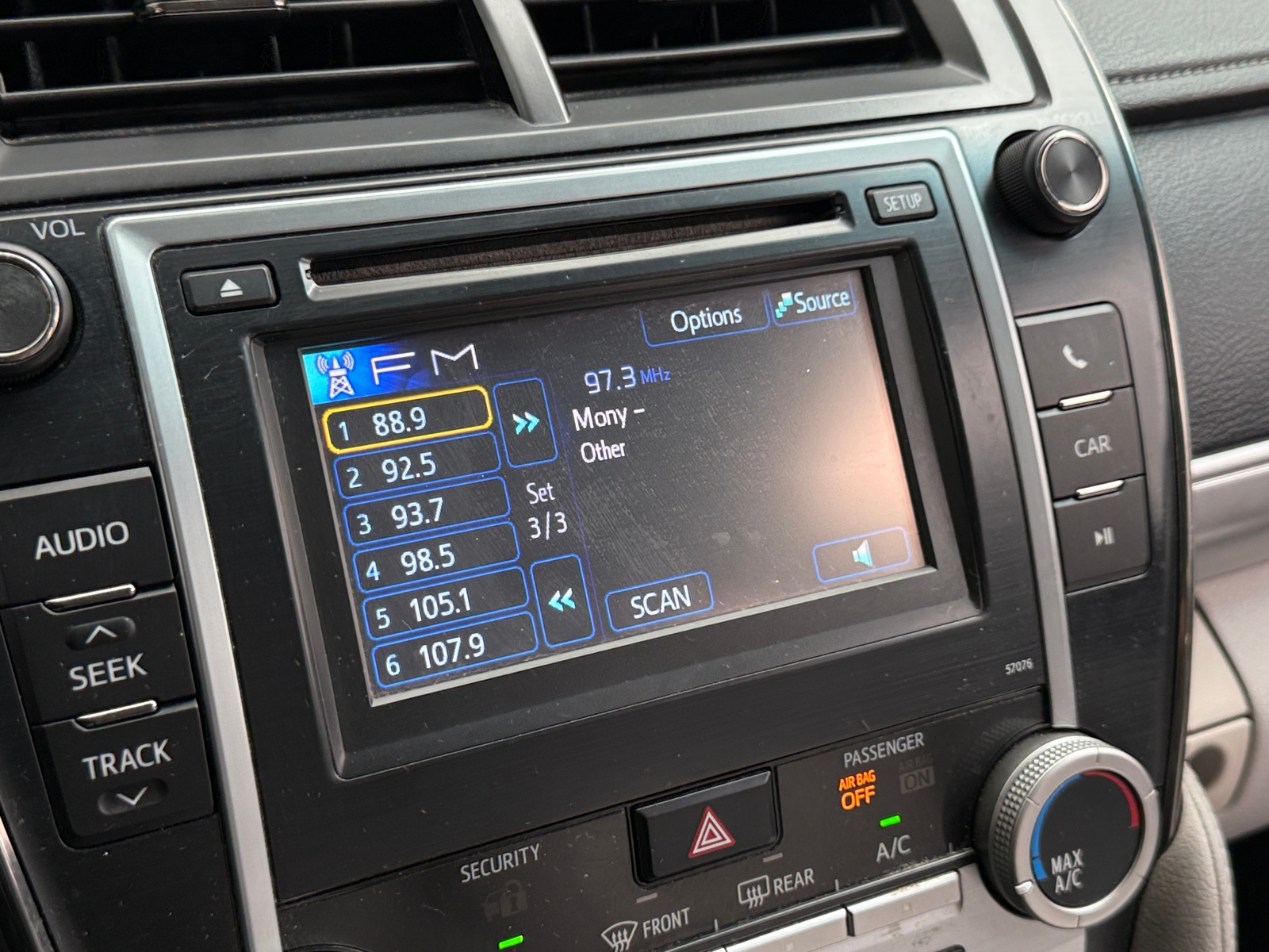 Thumbnail: 2014 Toyota Camry - 4