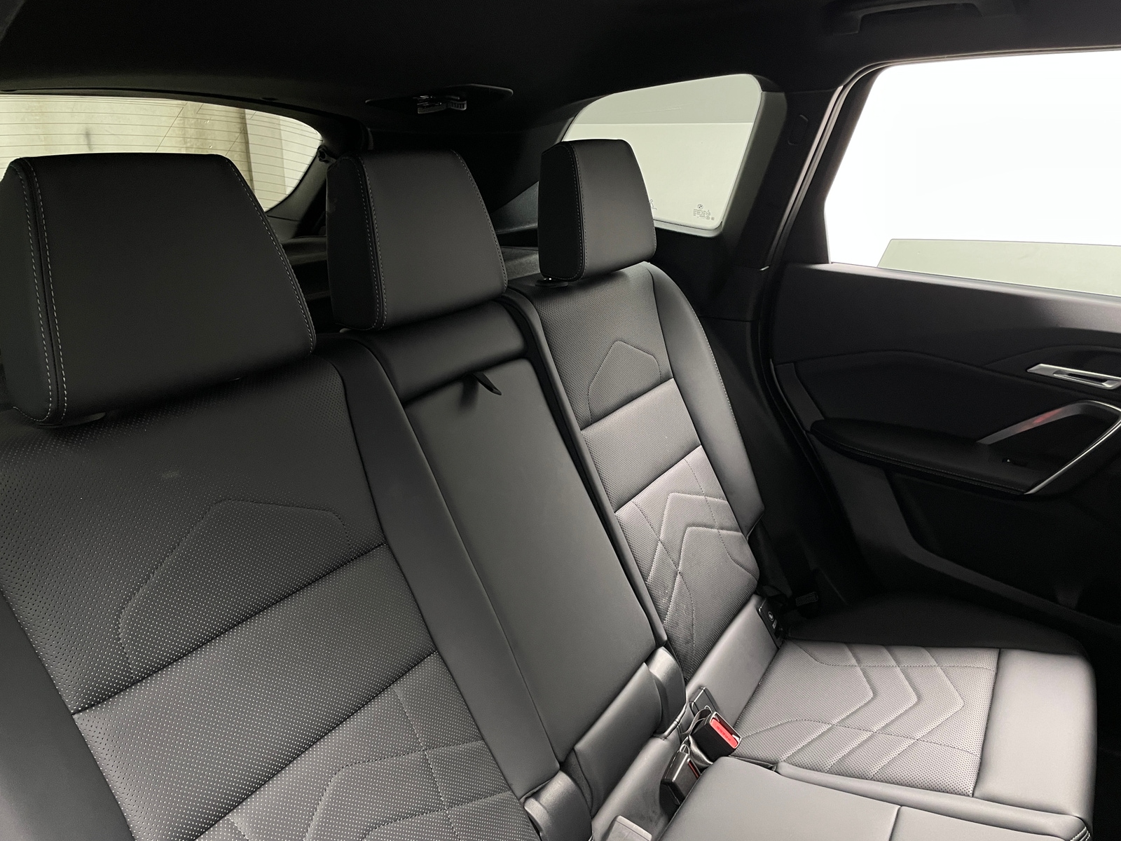Thumbnail: 2026 BMW X1 - 5