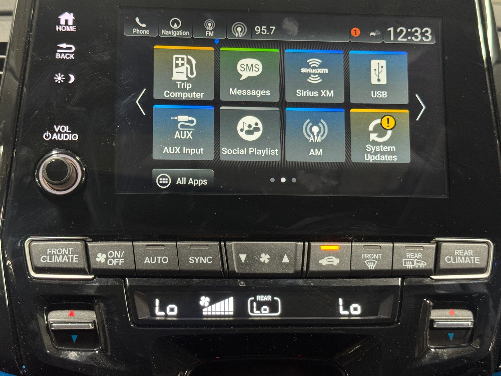 Thumbnail: 2024 Honda Odyssey - 3