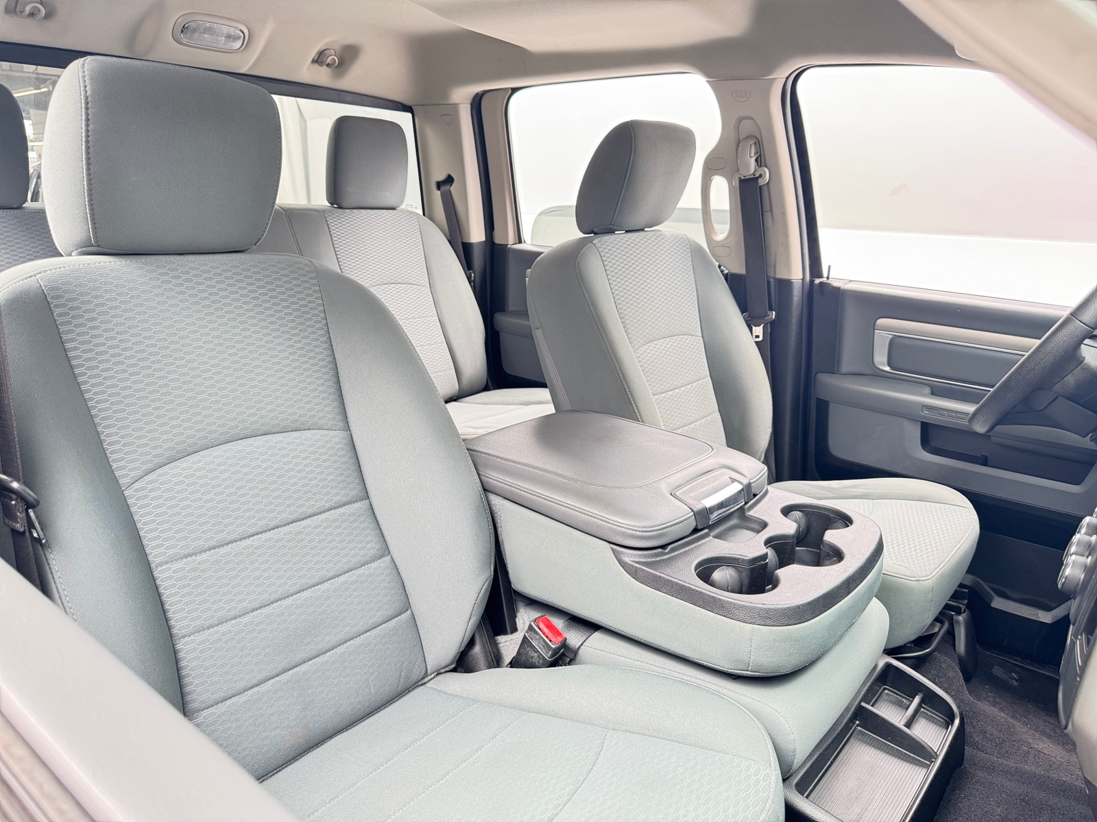 Thumbnail: 2019 RAM 1500 Classic - 2