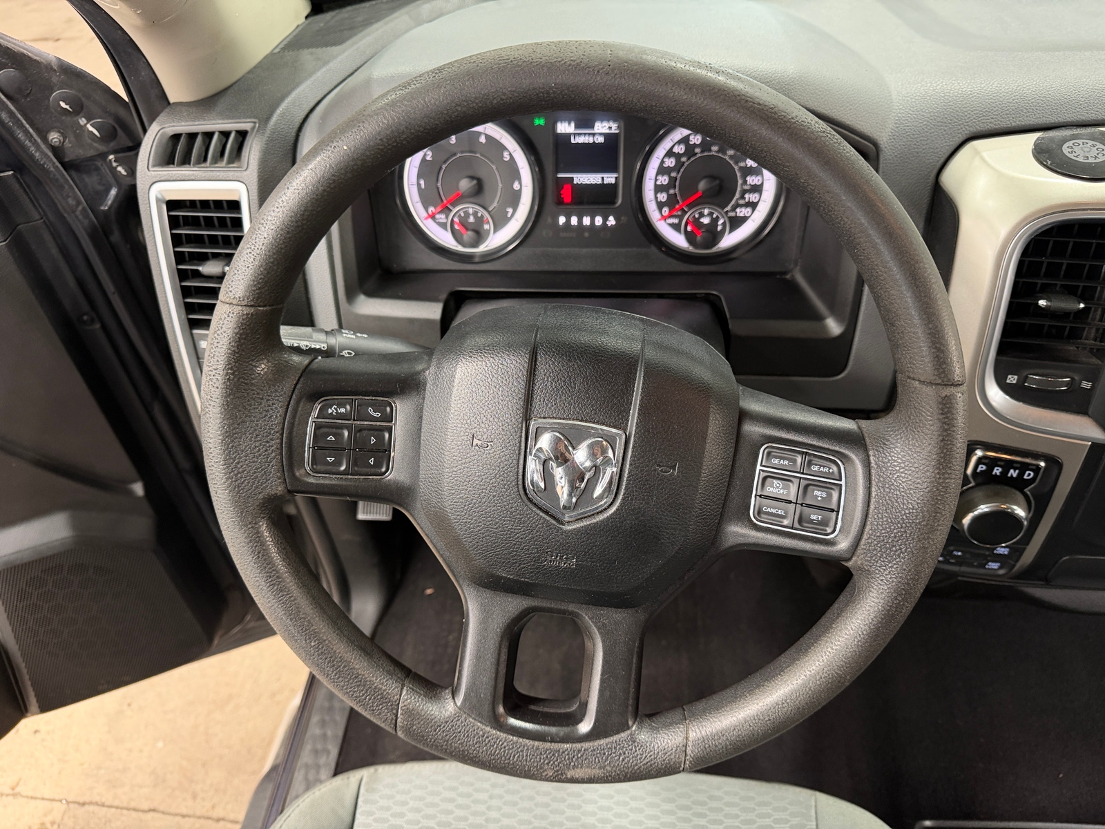 Thumbnail: 2019 RAM 1500 Classic - 5