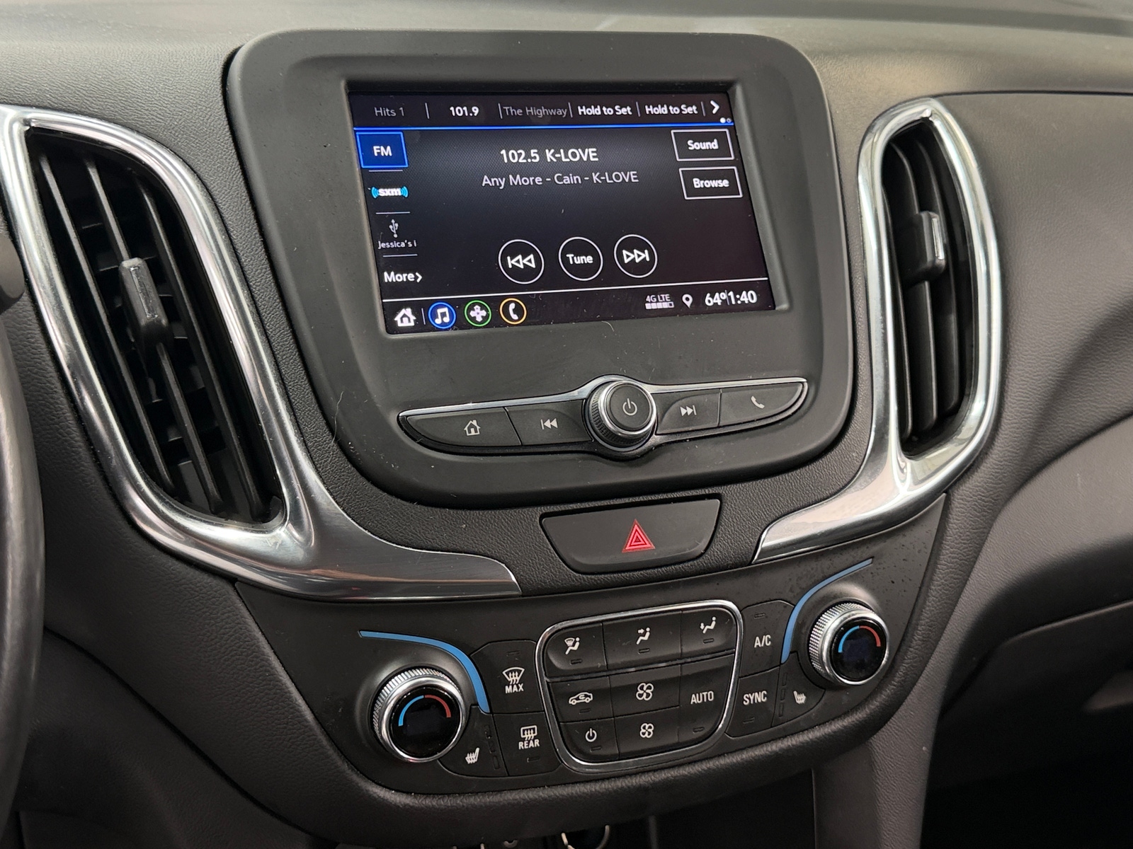 Thumbnail: 2021 Chevrolet Equinox - 4