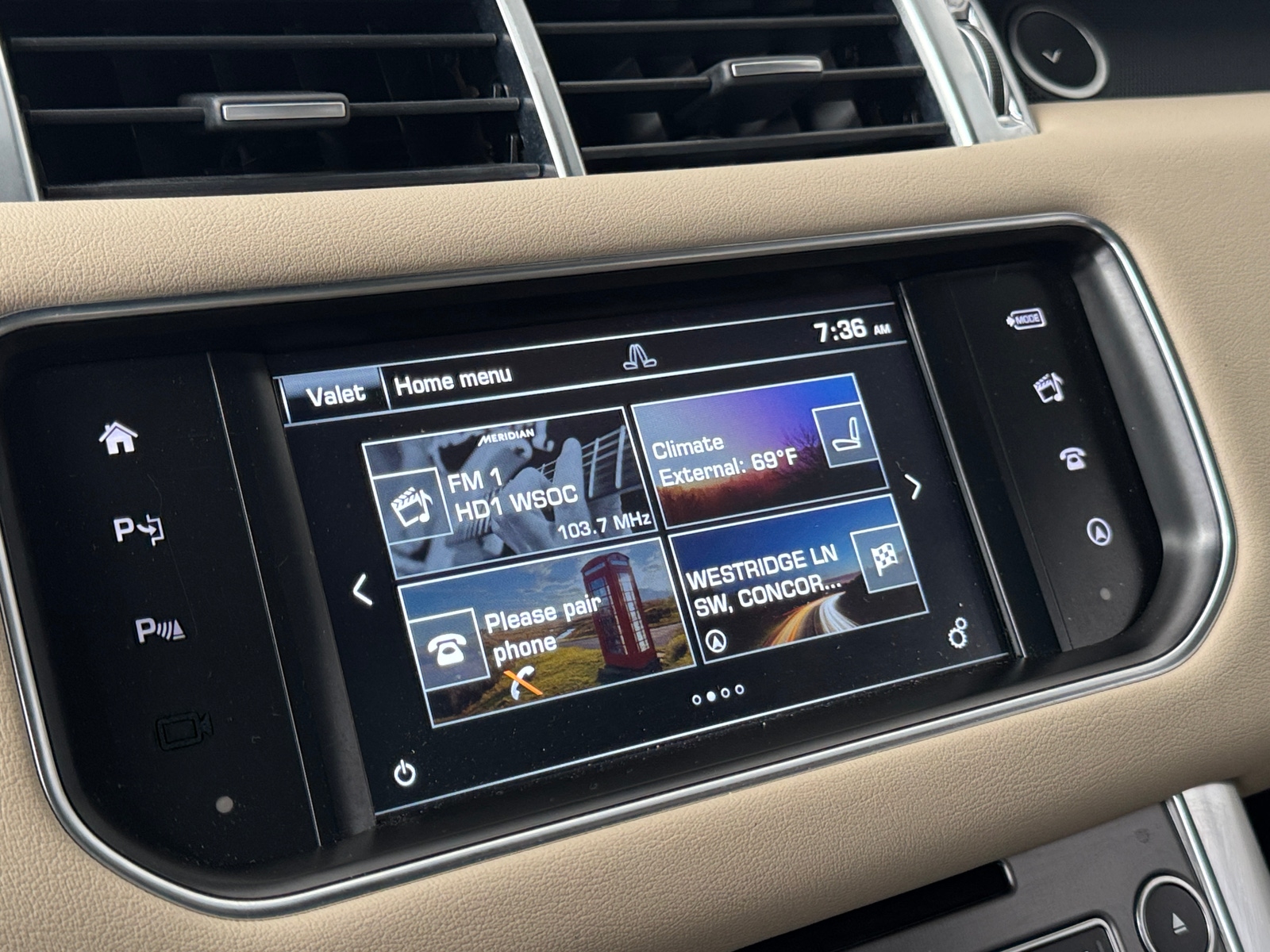 Thumbnail: 2016 Land Rover Range Rover Sport - 3