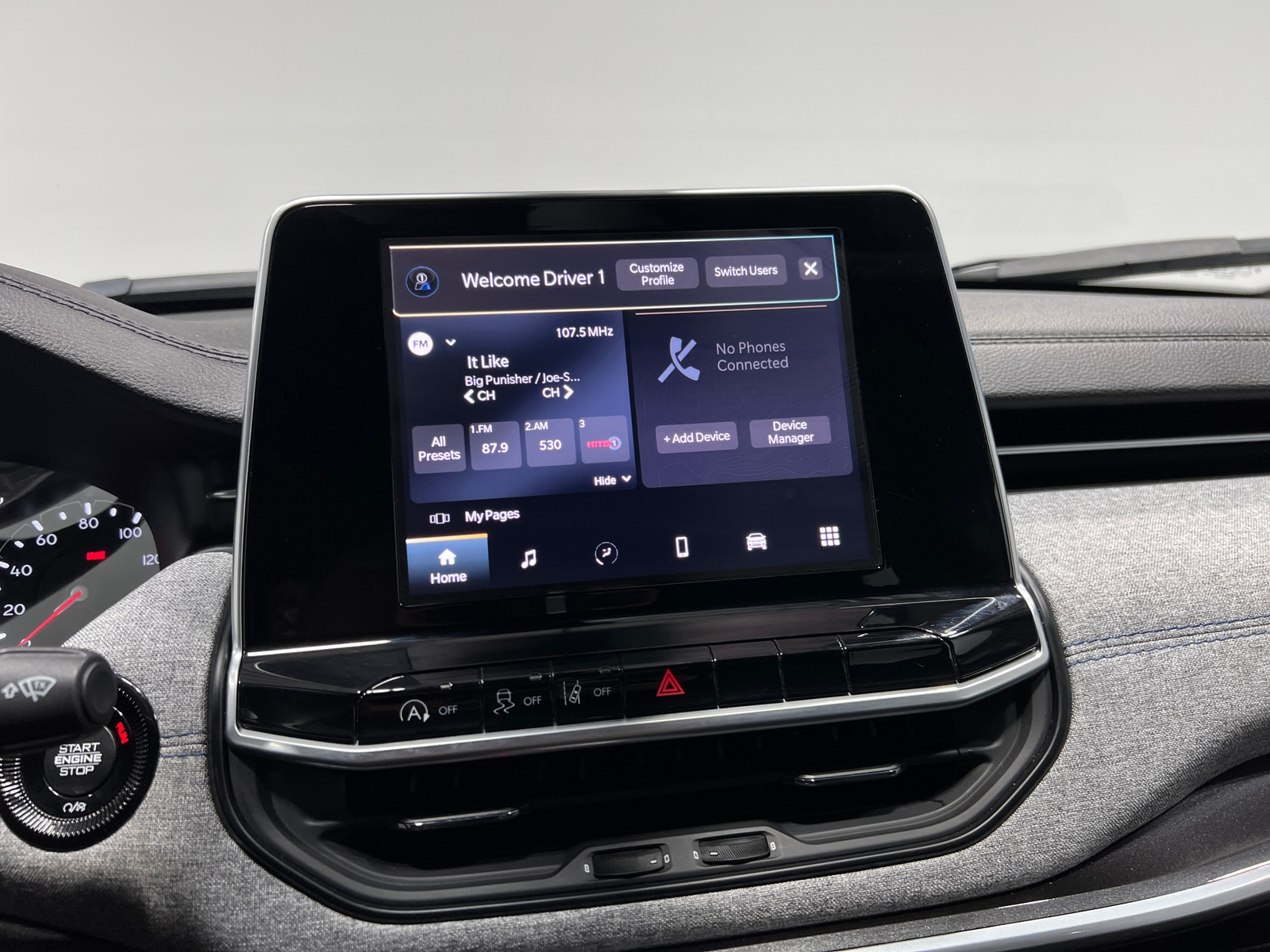 Thumbnail: 2025 Jeep Compass - 4