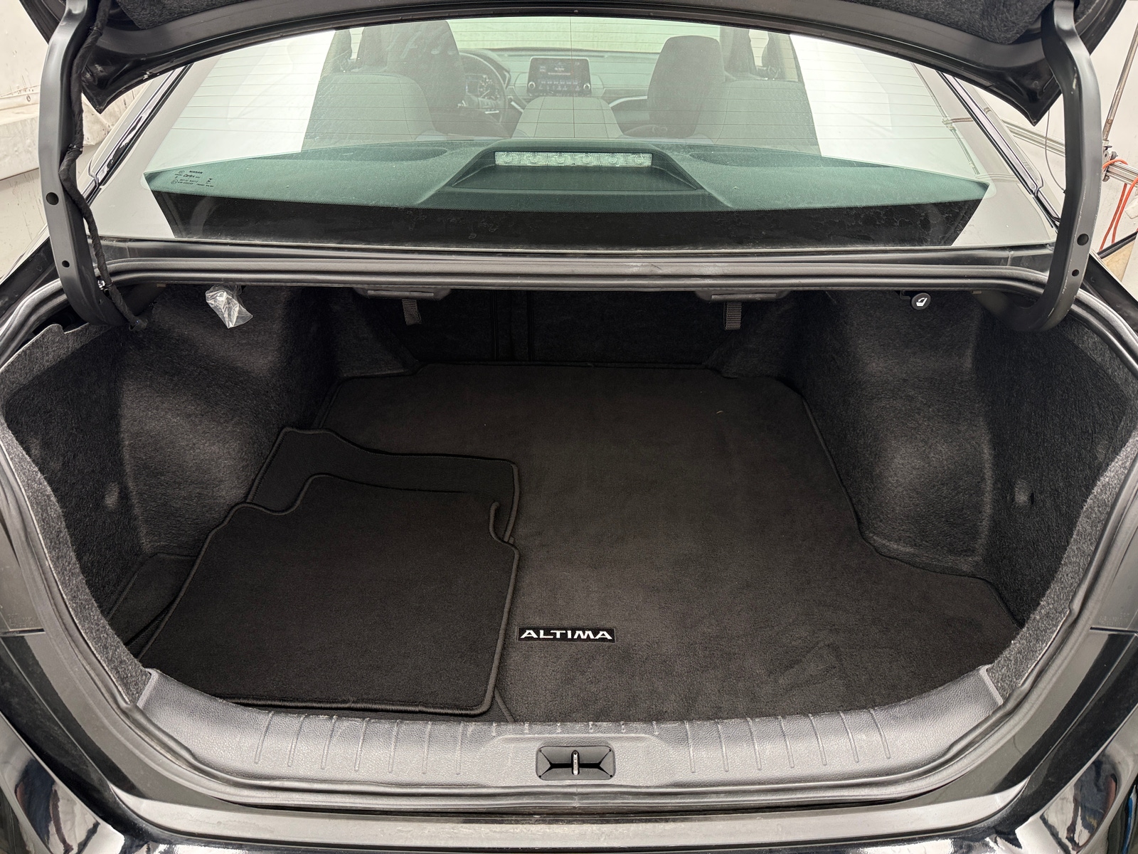 Thumbnail: 2025 Nissan Altima - 7