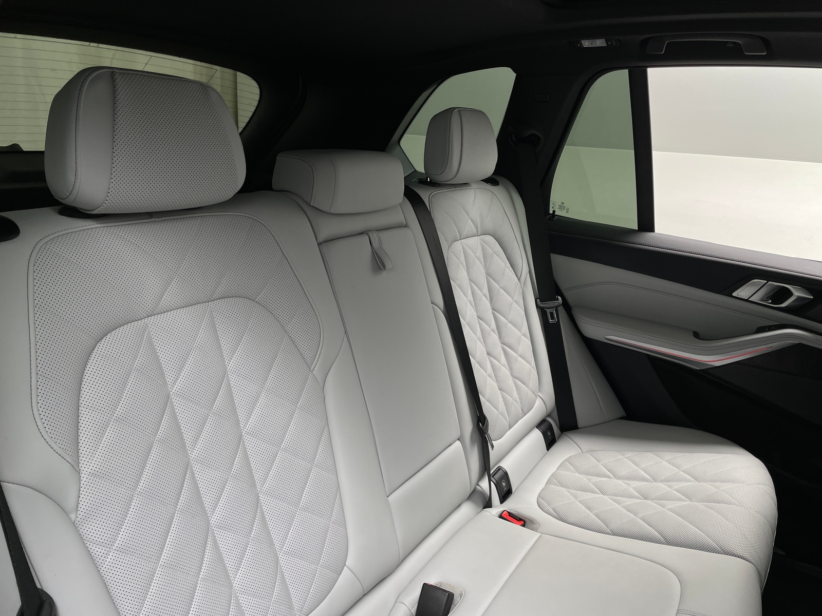 Thumbnail: 2026 BMW X5 - 5