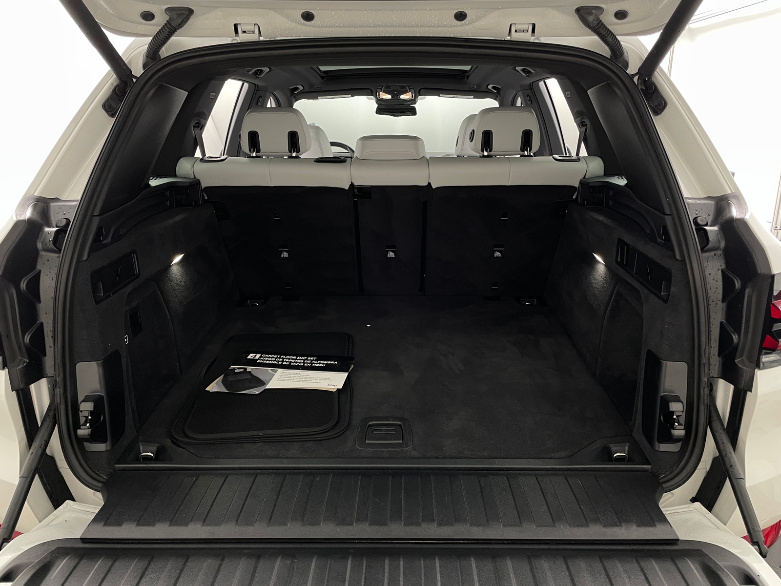 Thumbnail: 2026 BMW X5 - 6