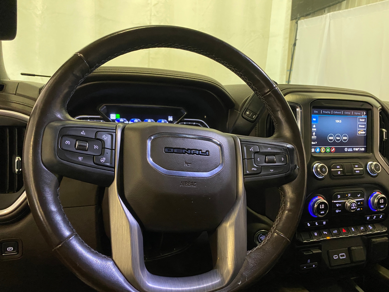 Thumbnail: 2020 GMC Sierra 2500 - 4