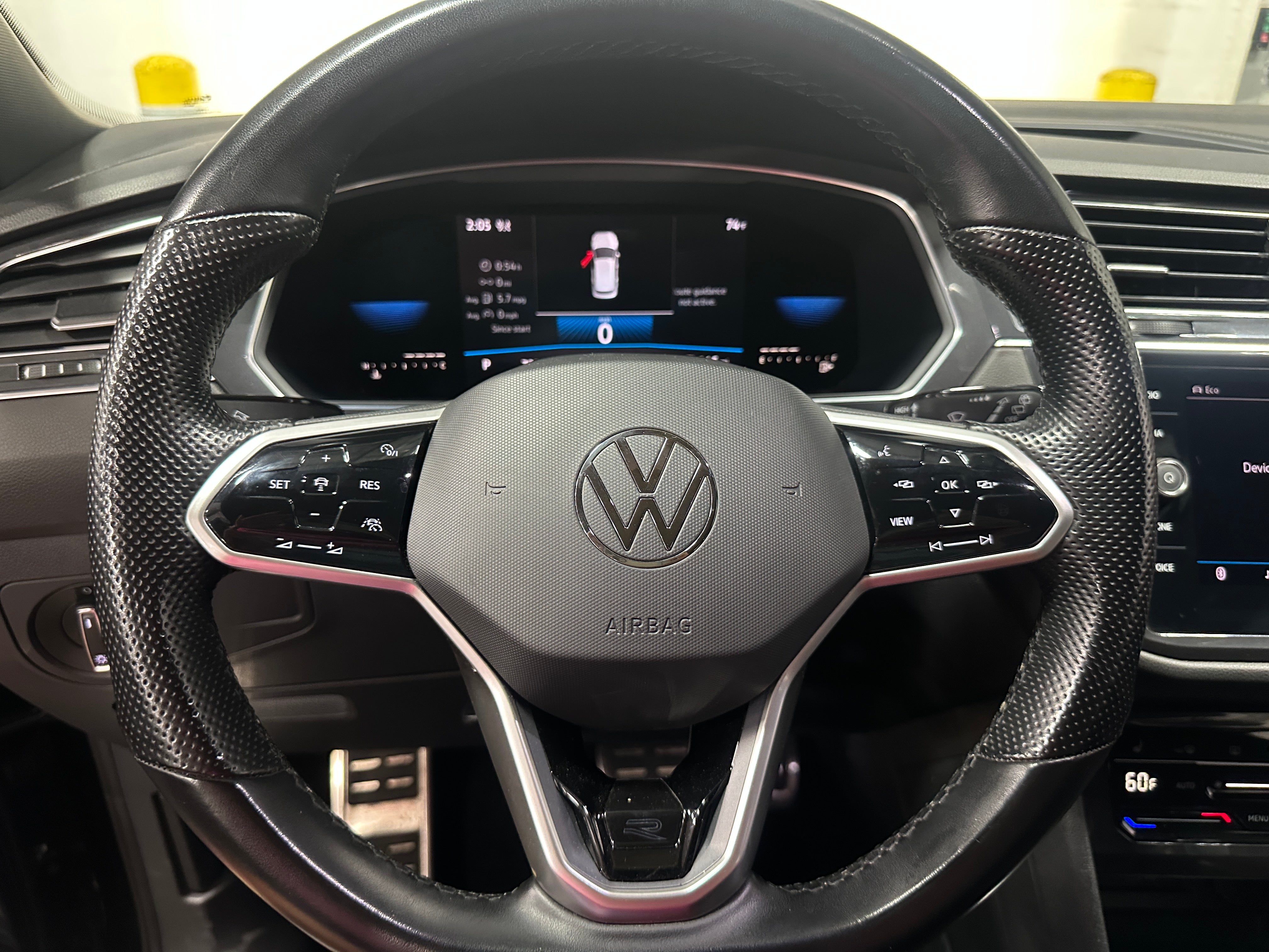2022 Volkswagen Tiguan SE R-LINE BLACK - Photo 8