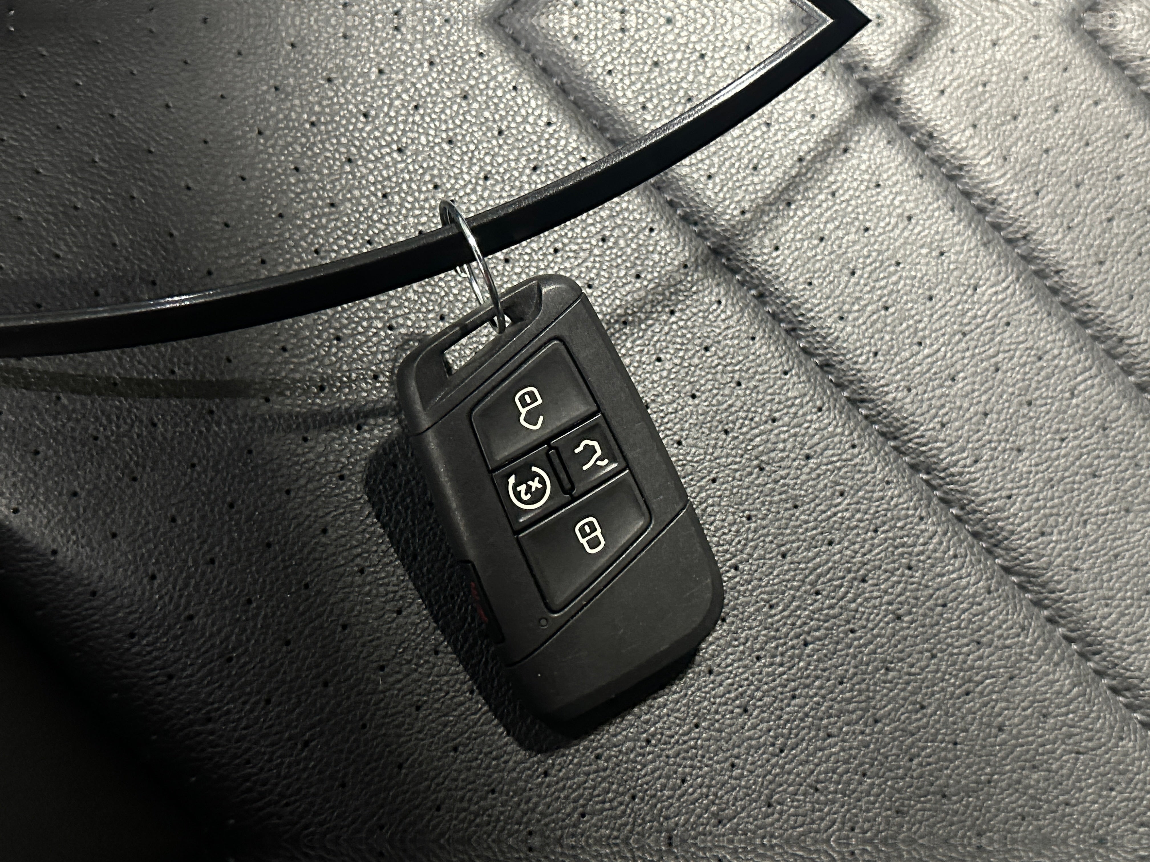2022 Volkswagen Tiguan SE R-LINE BLACK - Photo 11