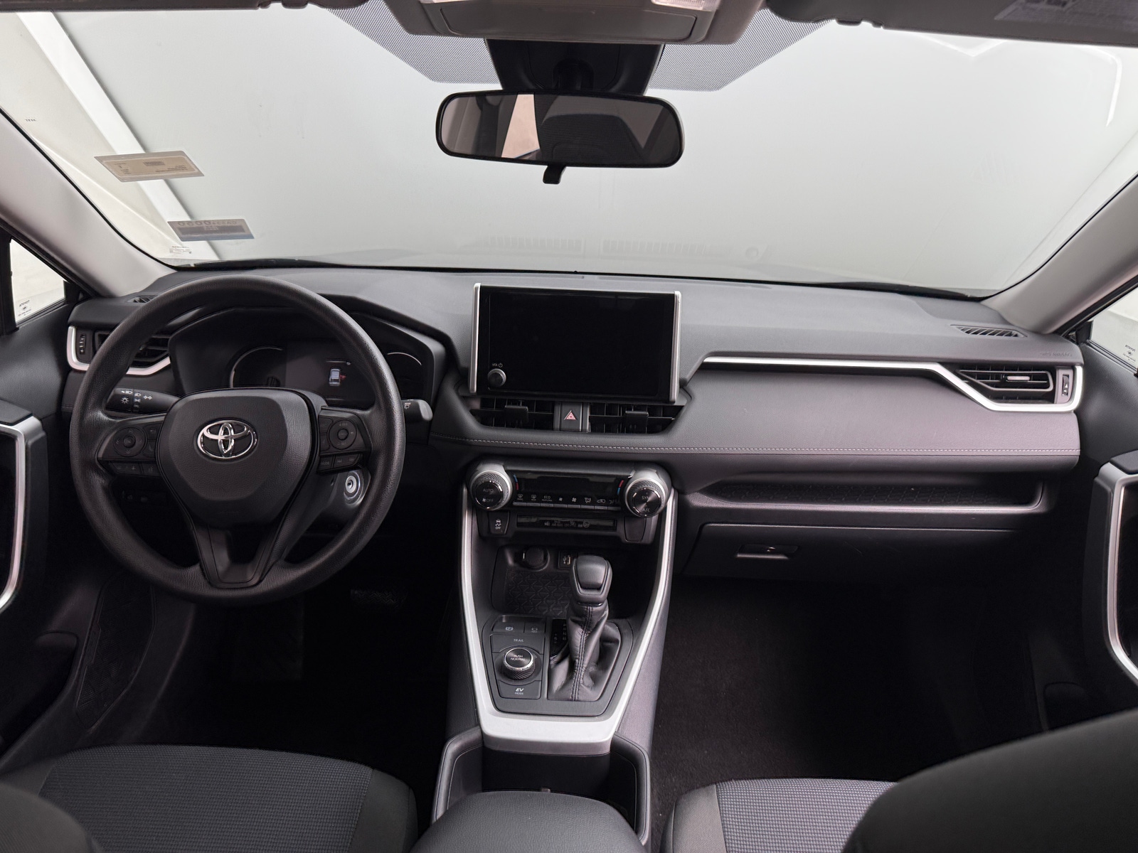 Thumbnail: 2025 Toyota RAV4 - 3
