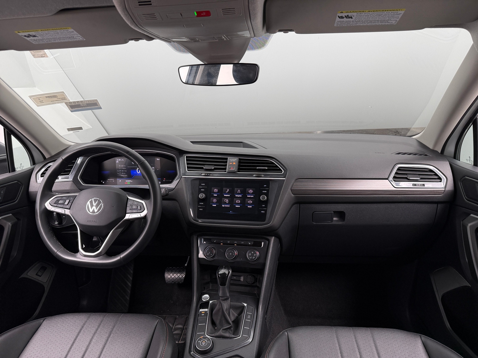 Thumbnail: 2024 Volkswagen Tiguan - 2