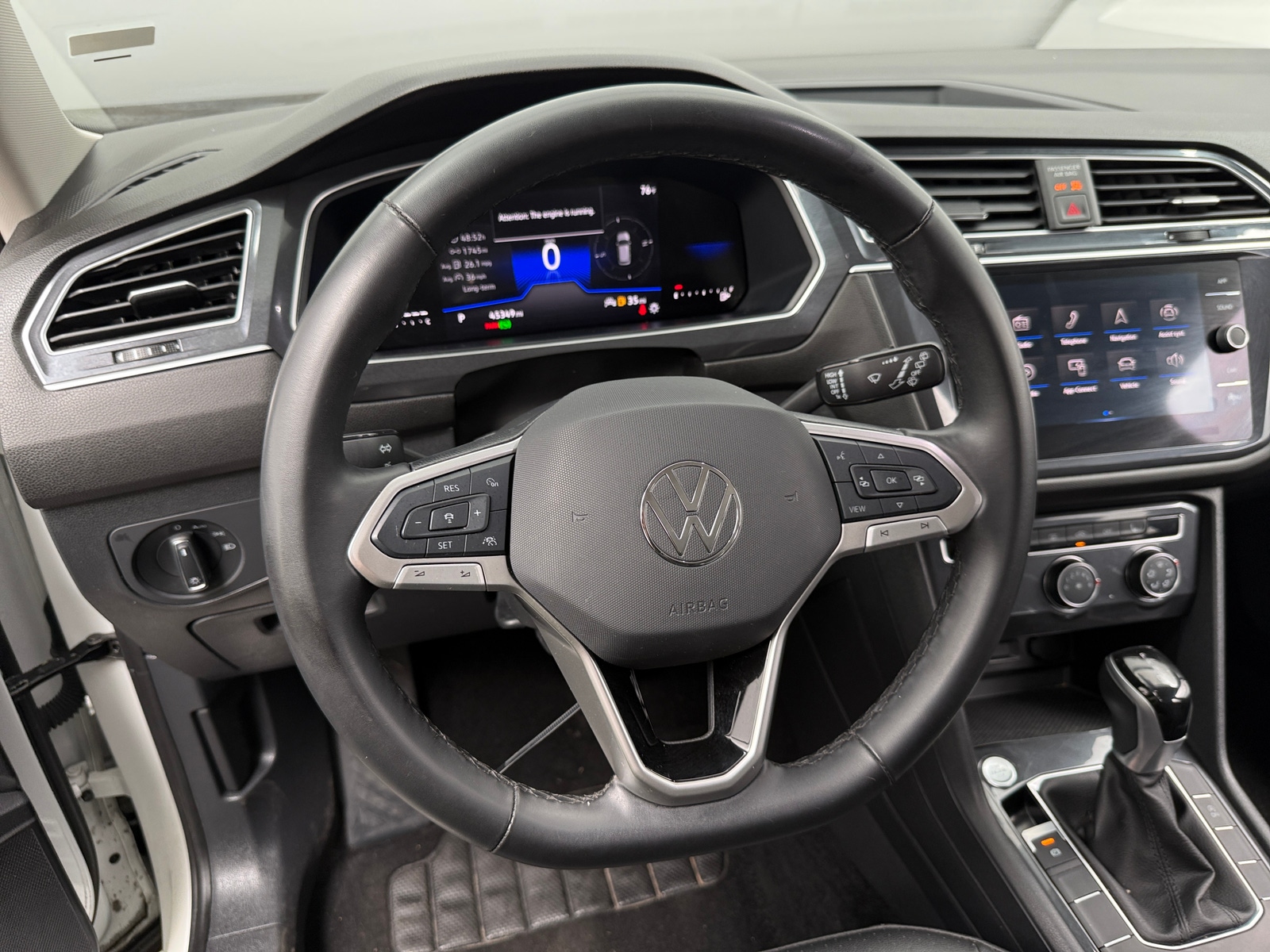 Thumbnail: 2024 Volkswagen Tiguan - 4