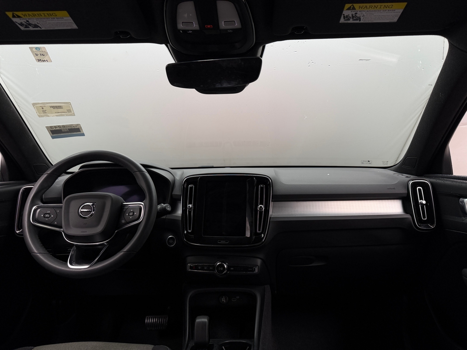 Thumbnail: 2024 Volvo XC40 - 3