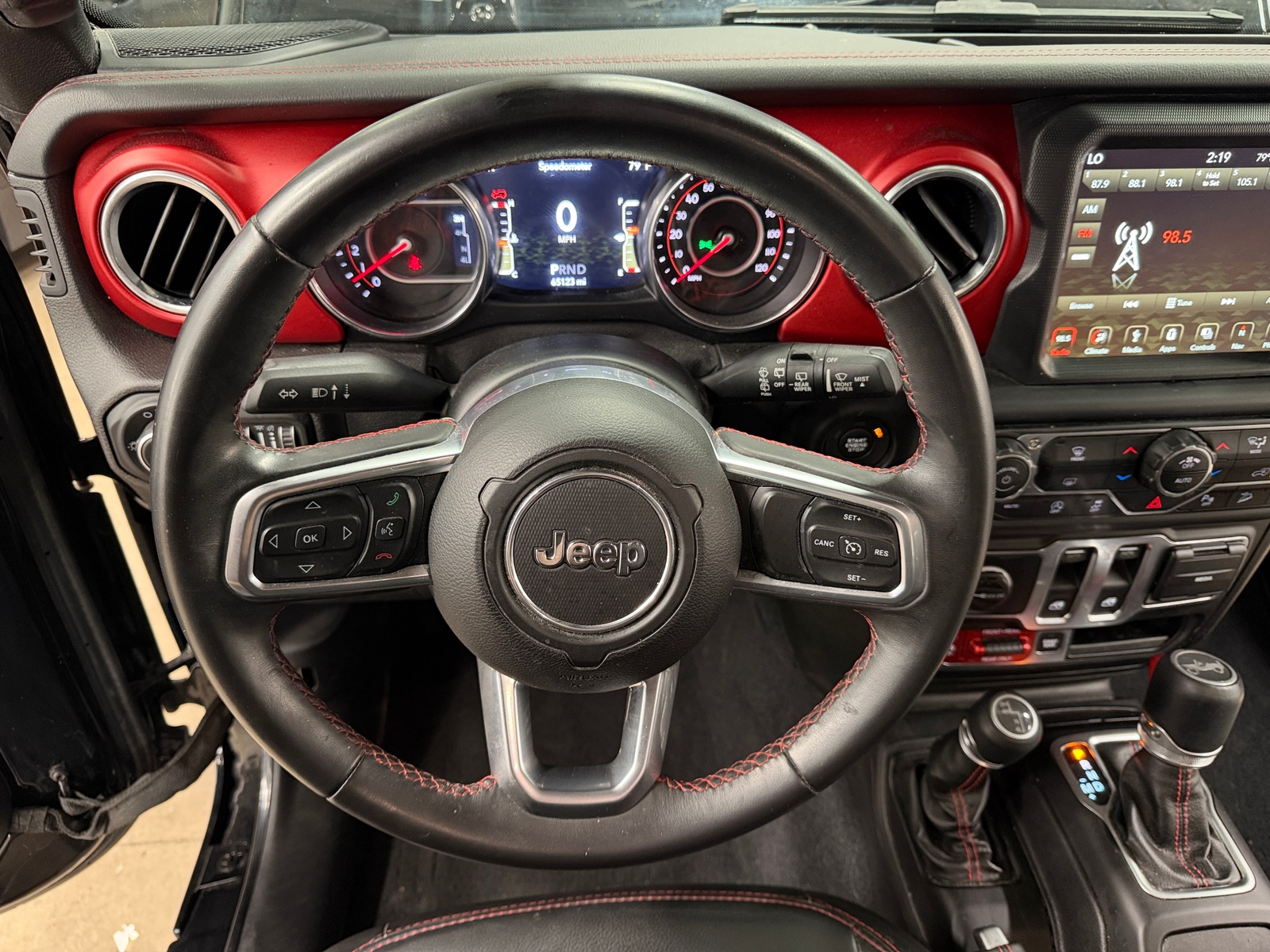 Thumbnail: 2019 Jeep Wrangler - 4