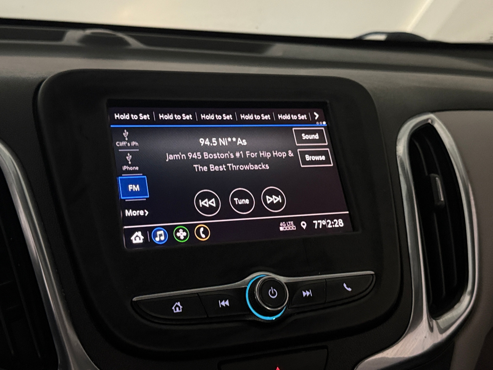 Thumbnail: 2021 Chevrolet Equinox - 4