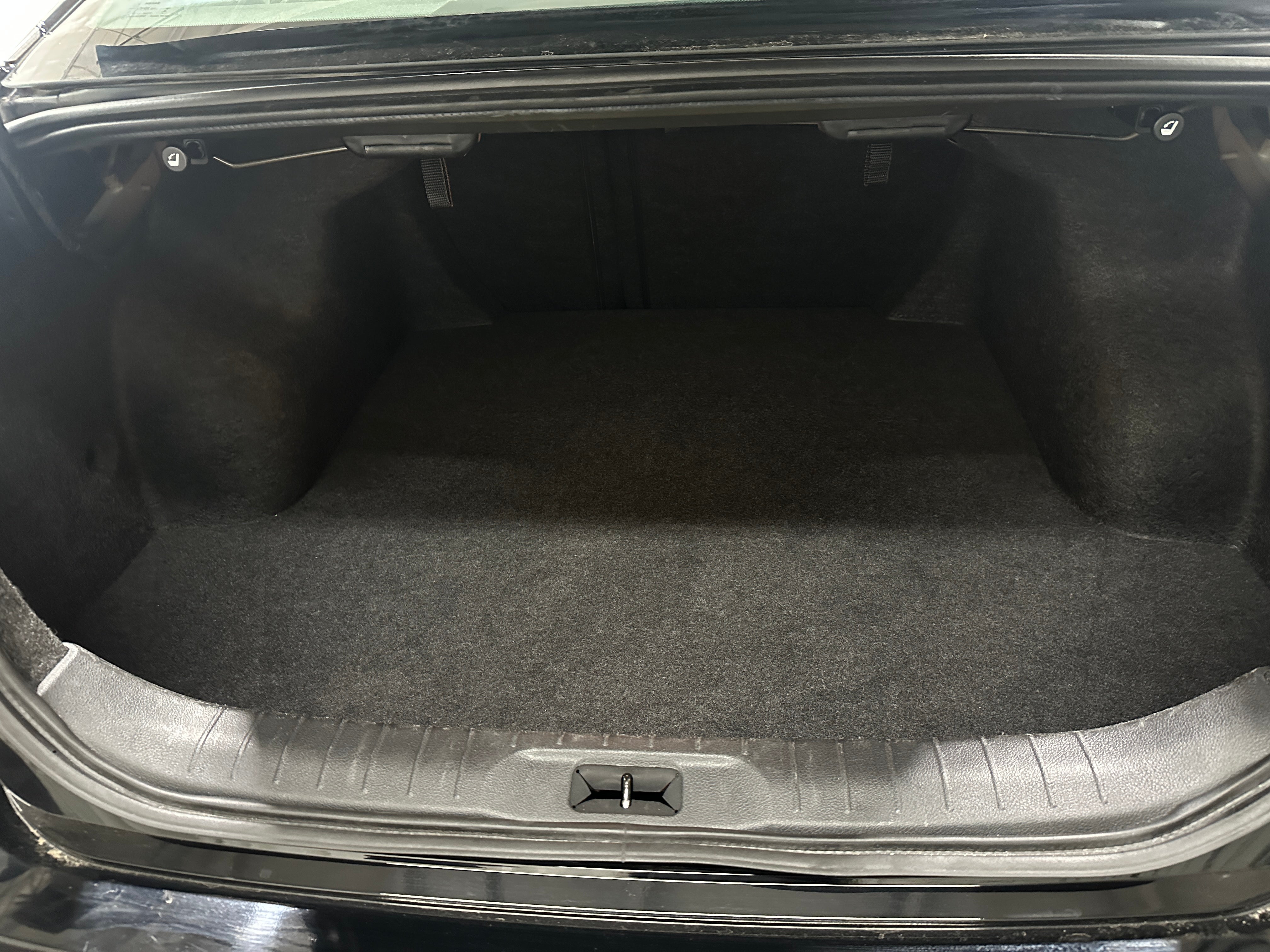 2025 Nissan Altima SV - Photo 6