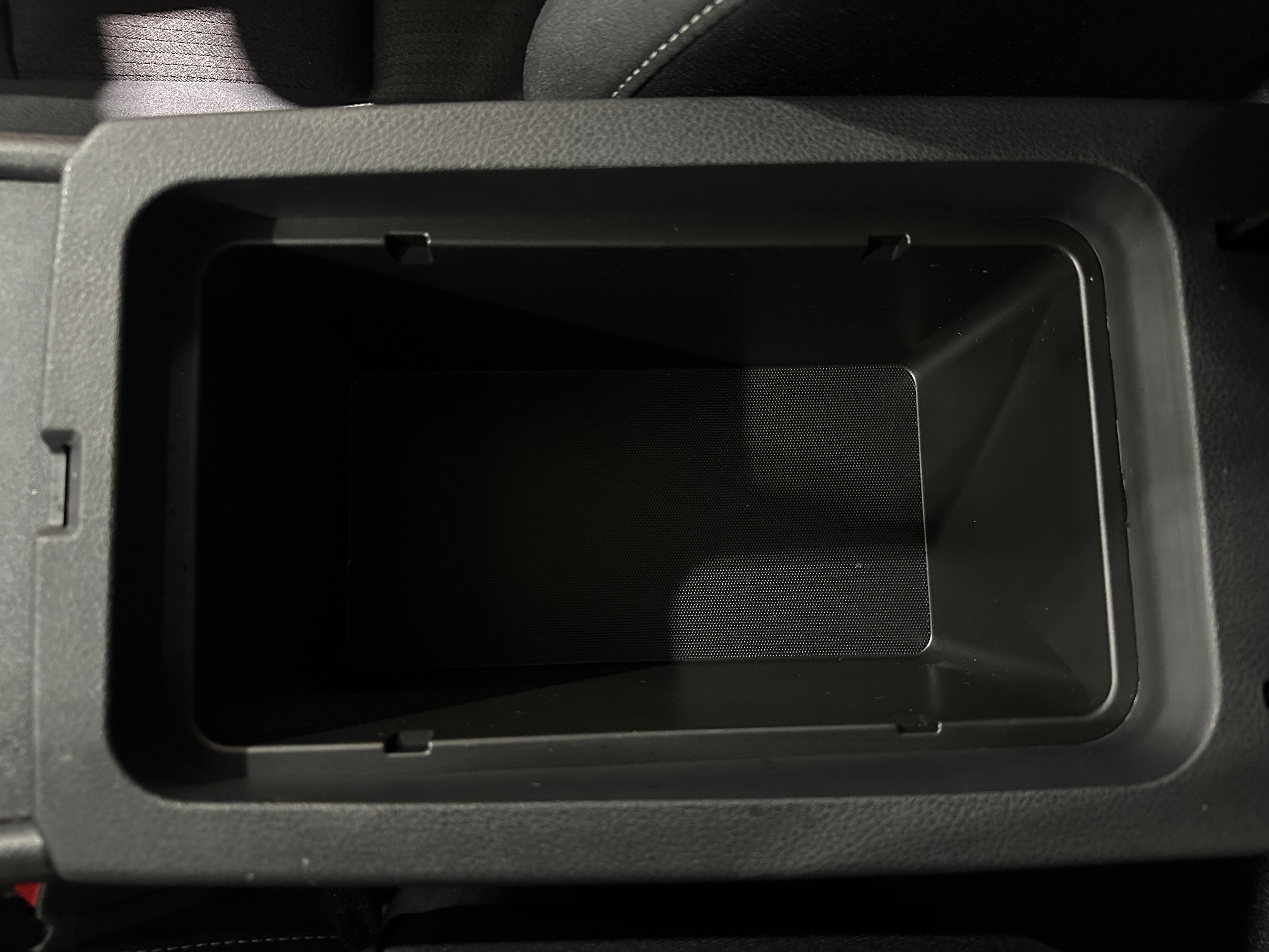 2025 Nissan Altima SV - Photo 14