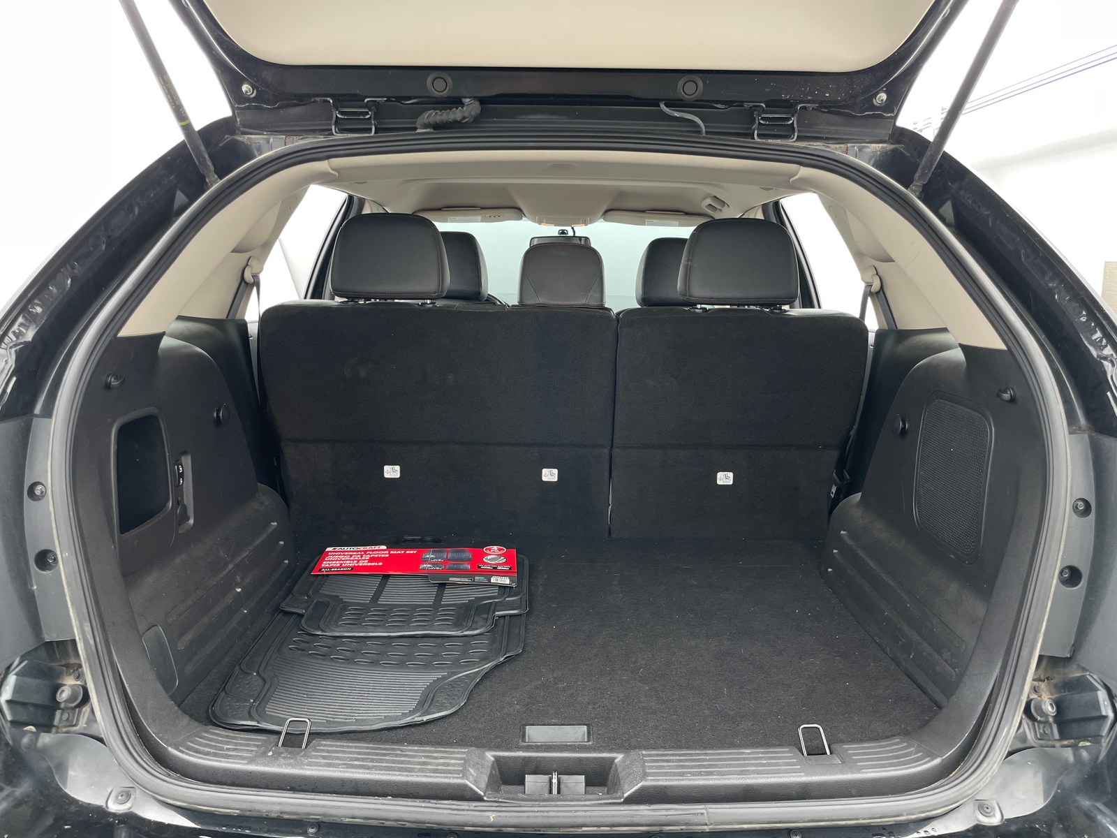 Thumbnail: 2013 Ford Edge - 6