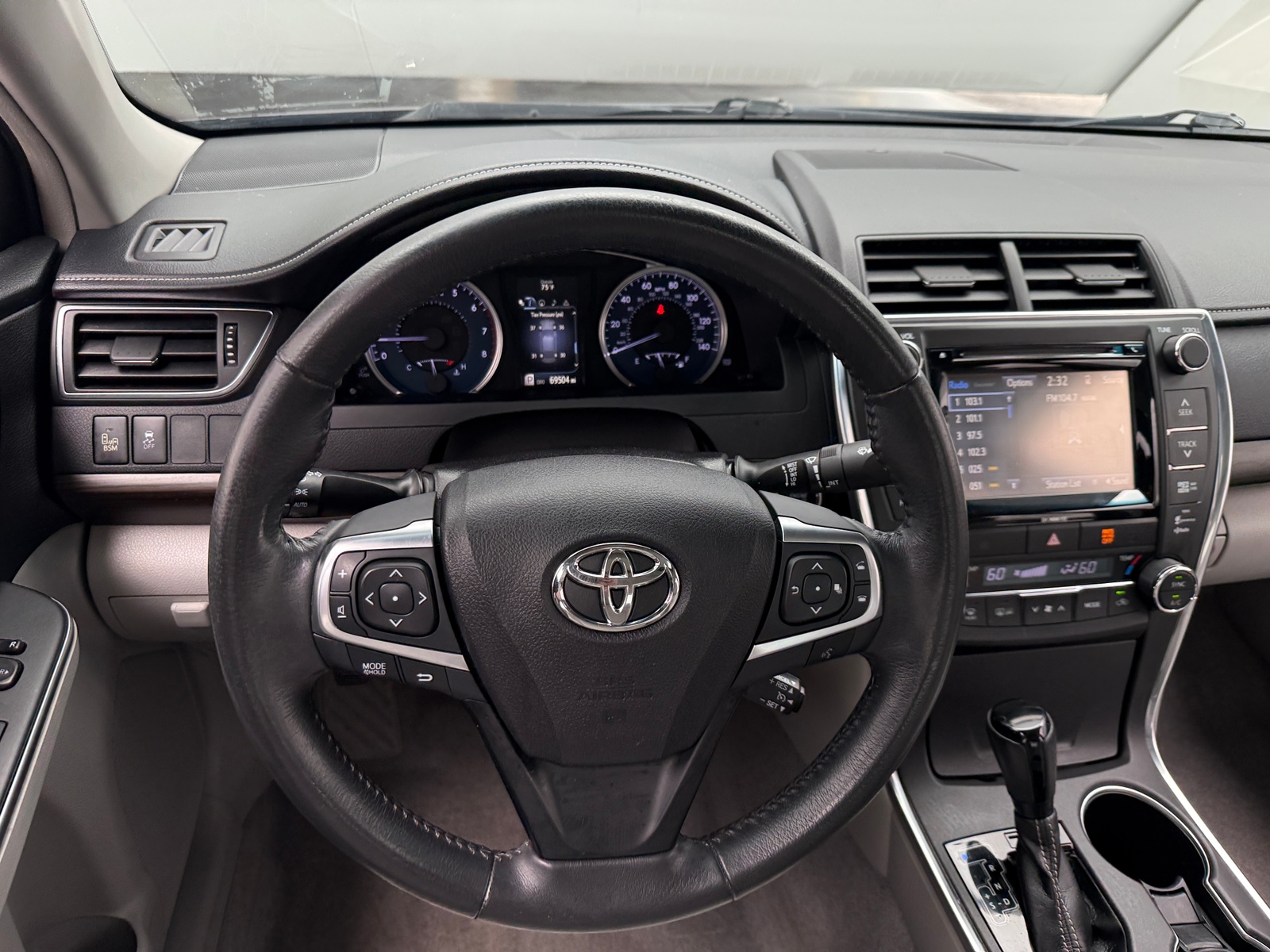 Thumbnail: 2017 Toyota Camry - 4