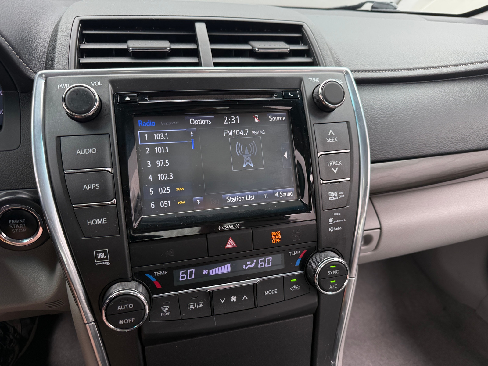 Thumbnail: 2017 Toyota Camry - 3