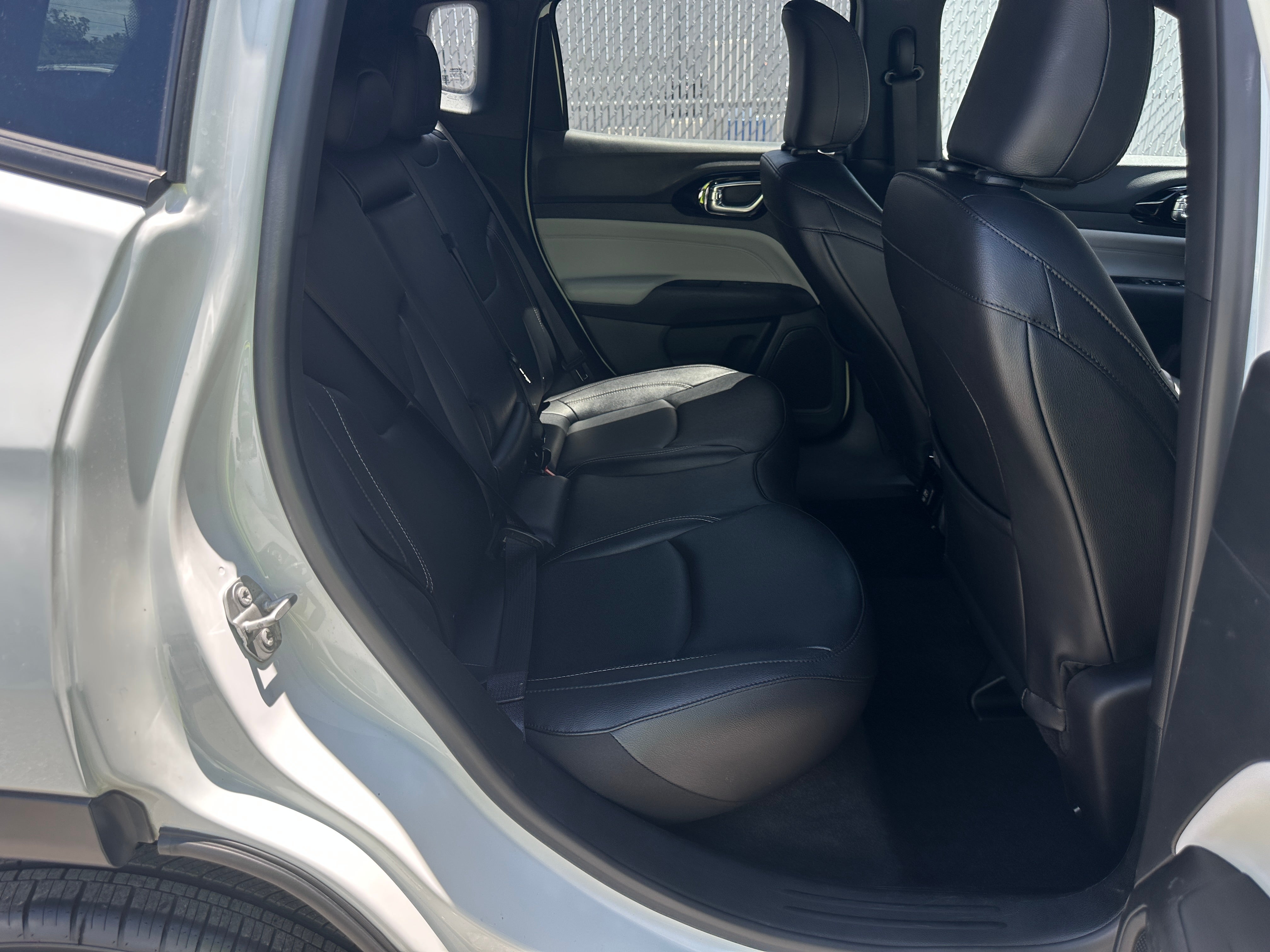 2025 Jeep Compass Limited - Photo 8