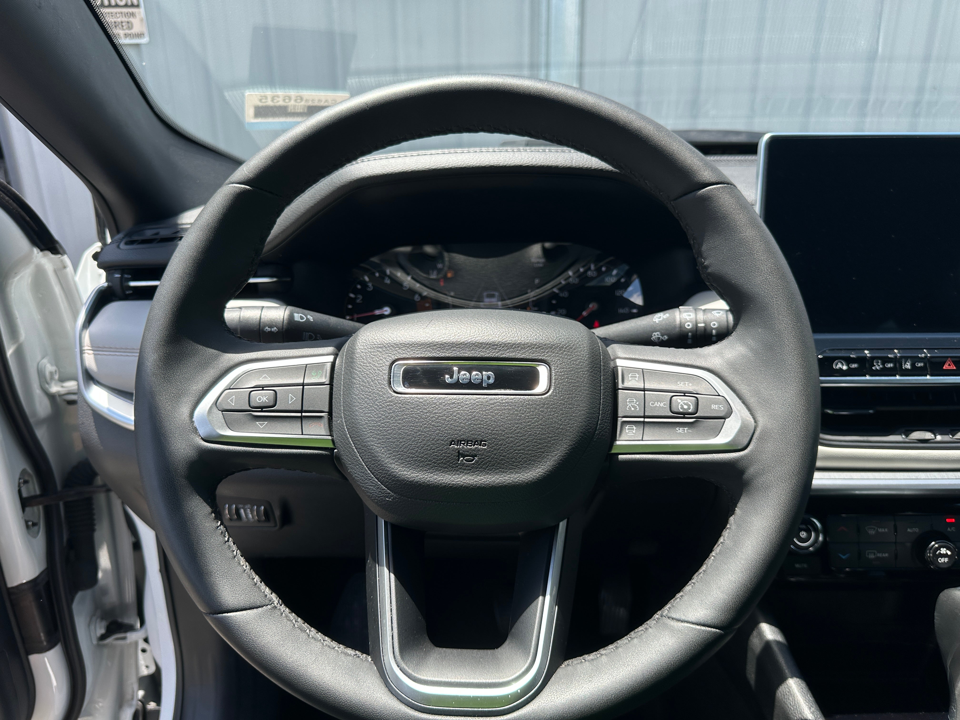 2025 Jeep Compass Limited - Photo 6