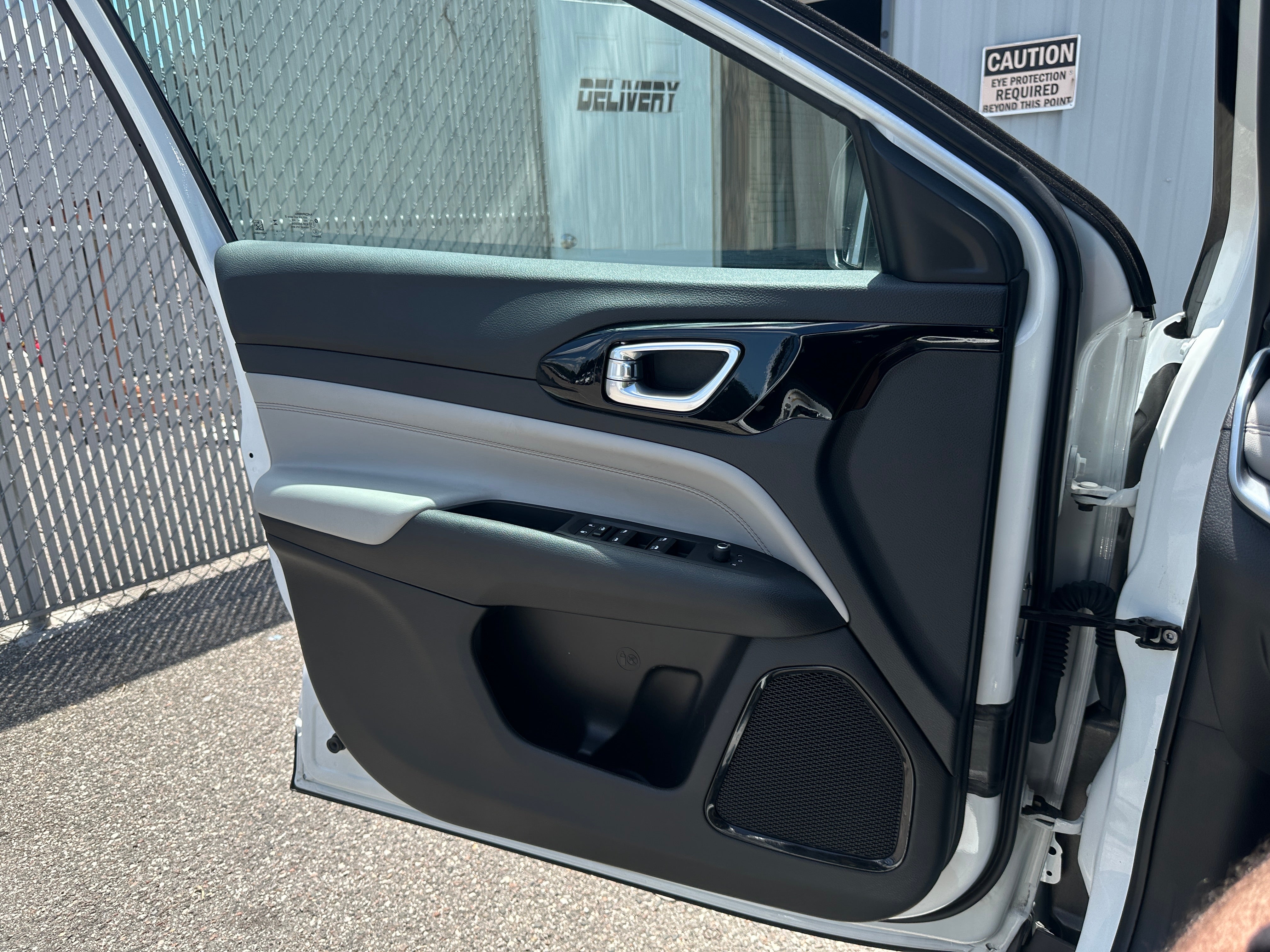 2025 Jeep Compass Limited - Photo 3