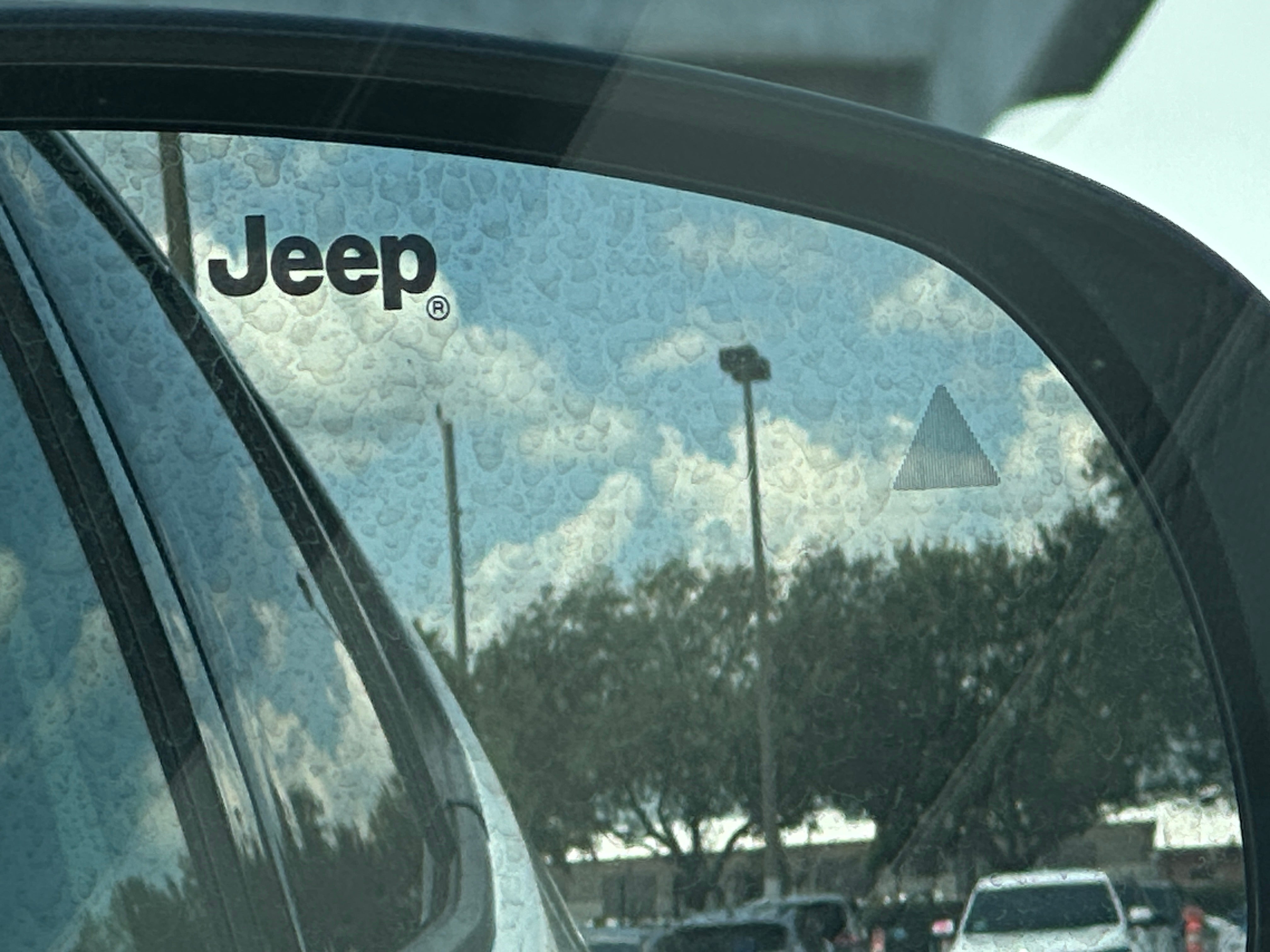 2025 Jeep Compass Limited - Photo 14