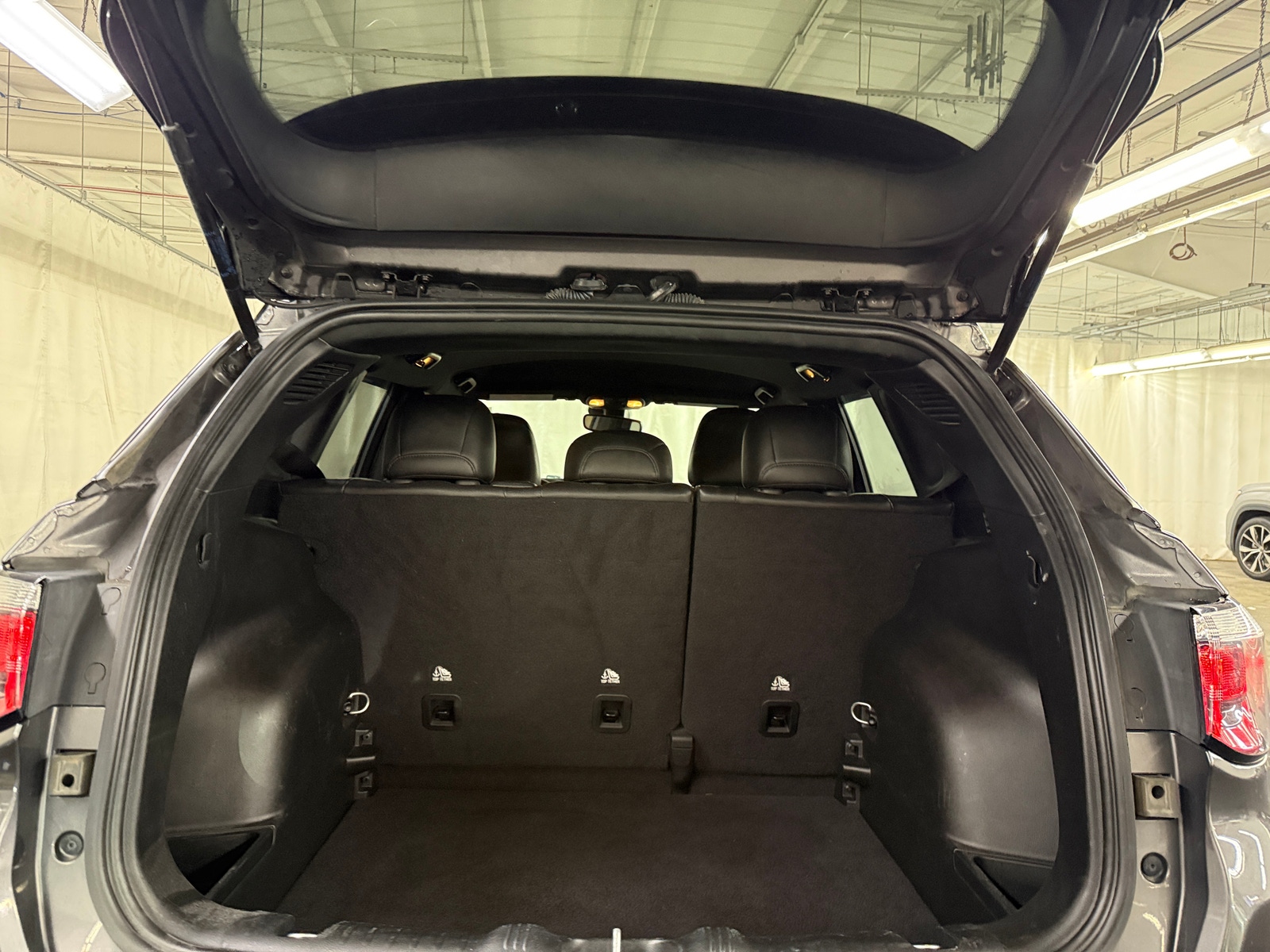 Thumbnail: 2023 Jeep Compass - 7