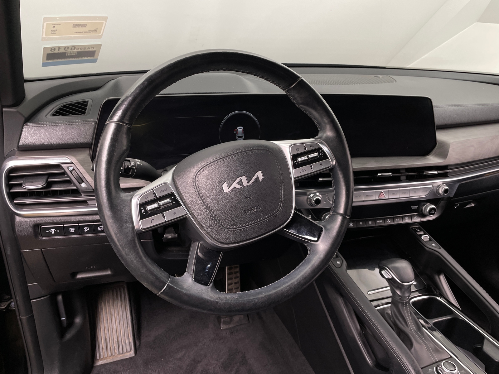 Thumbnail: 2023 Kia Telluride - 4