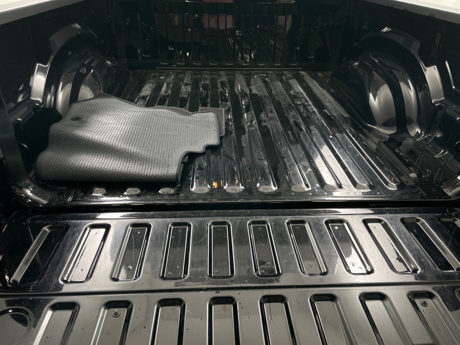 Thumbnail: 2024 RAM 1500 - 6