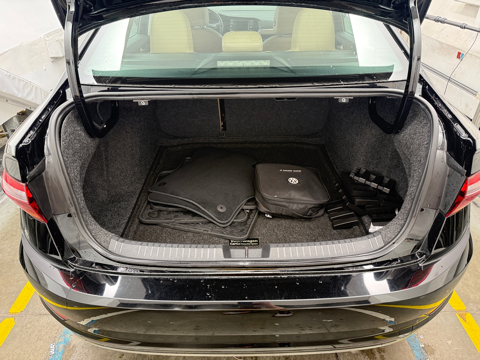 Thumbnail: 2019 Volkswagen Jetta - 7