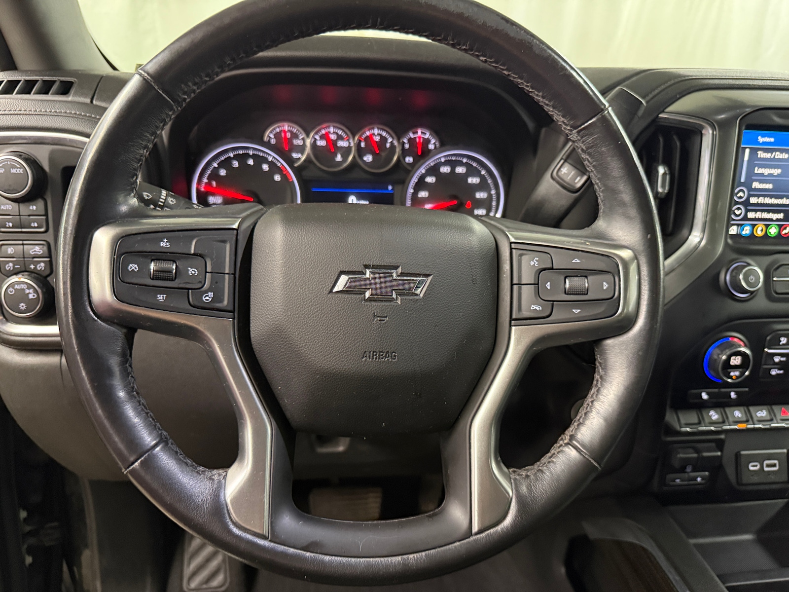 Thumbnail: 2020 Chevrolet Silverado 1500 - 5