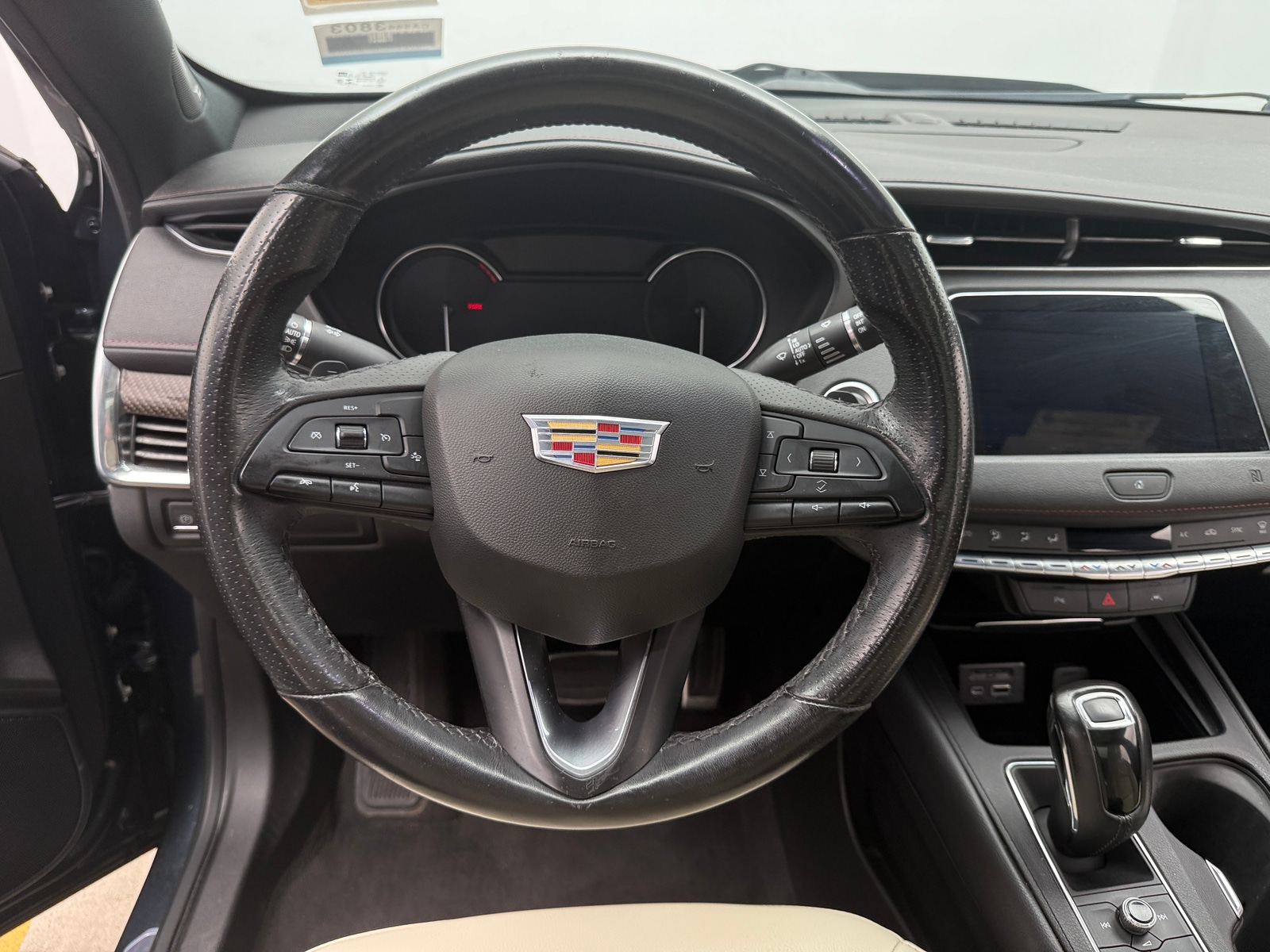 Thumbnail: 2019 Cadillac XT4 - 4