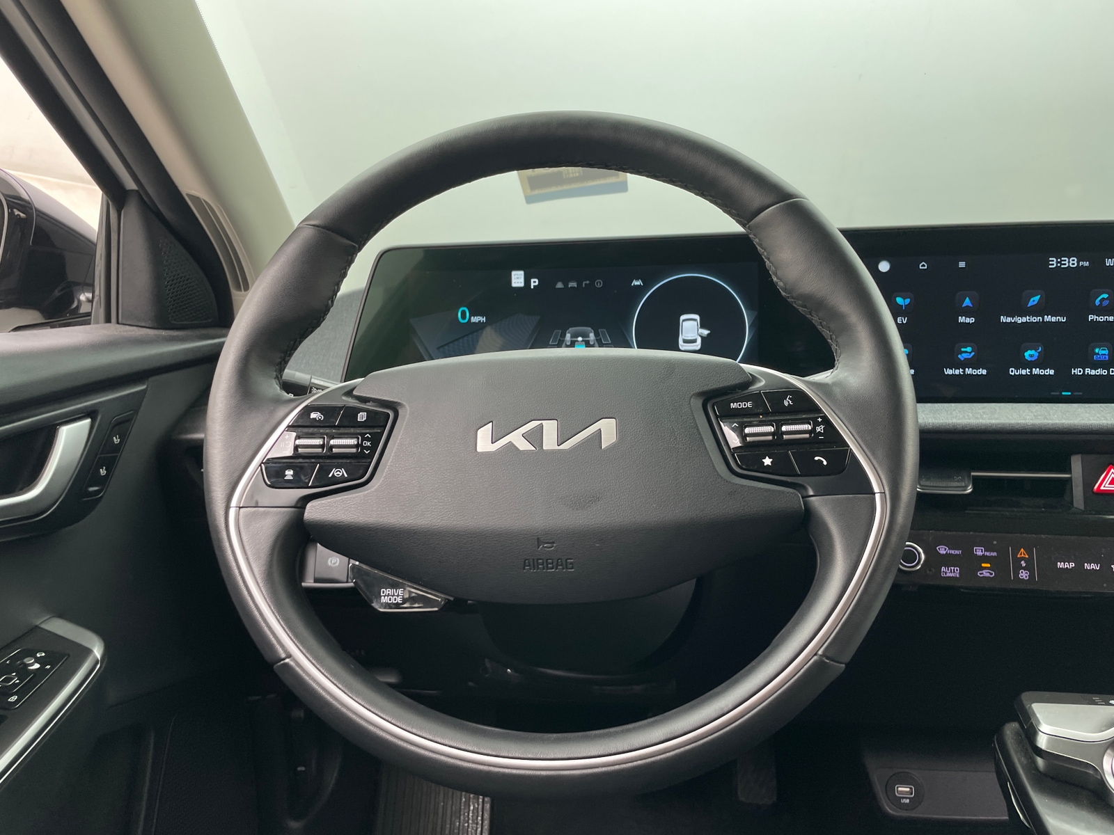 Thumbnail: 2024 Kia EV6 - 4