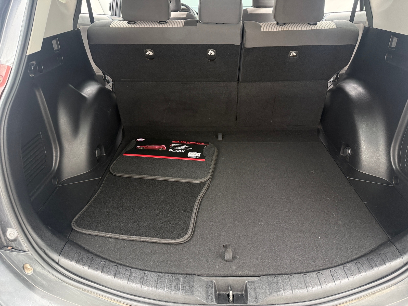 Thumbnail: 2013 Toyota RAV4 - 7