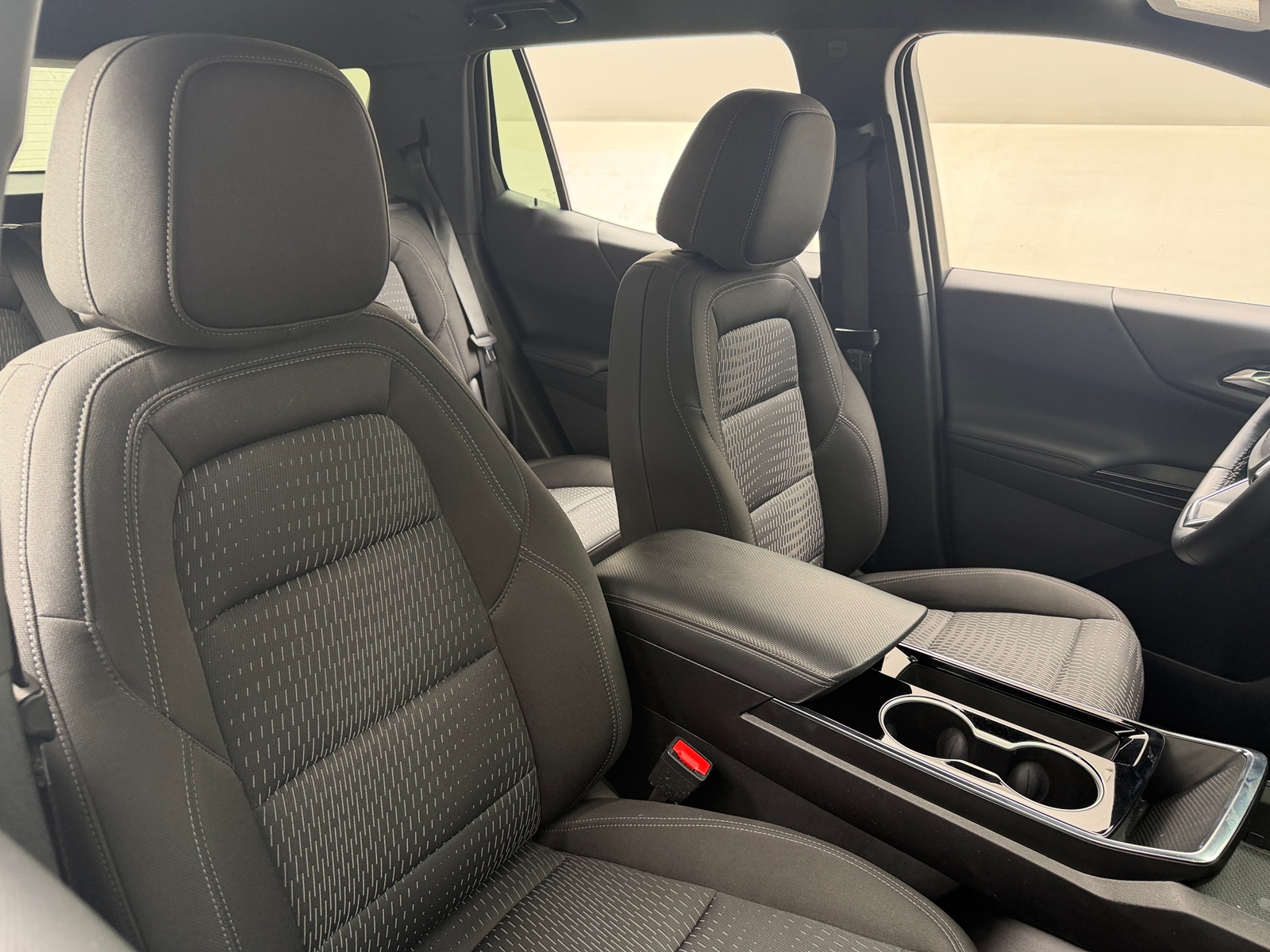 Thumbnail: 2025 Chevrolet Equinox - 2