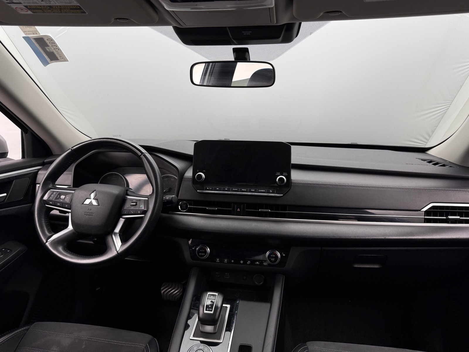 Thumbnail: 2024 Mitsubishi Outlander - 2