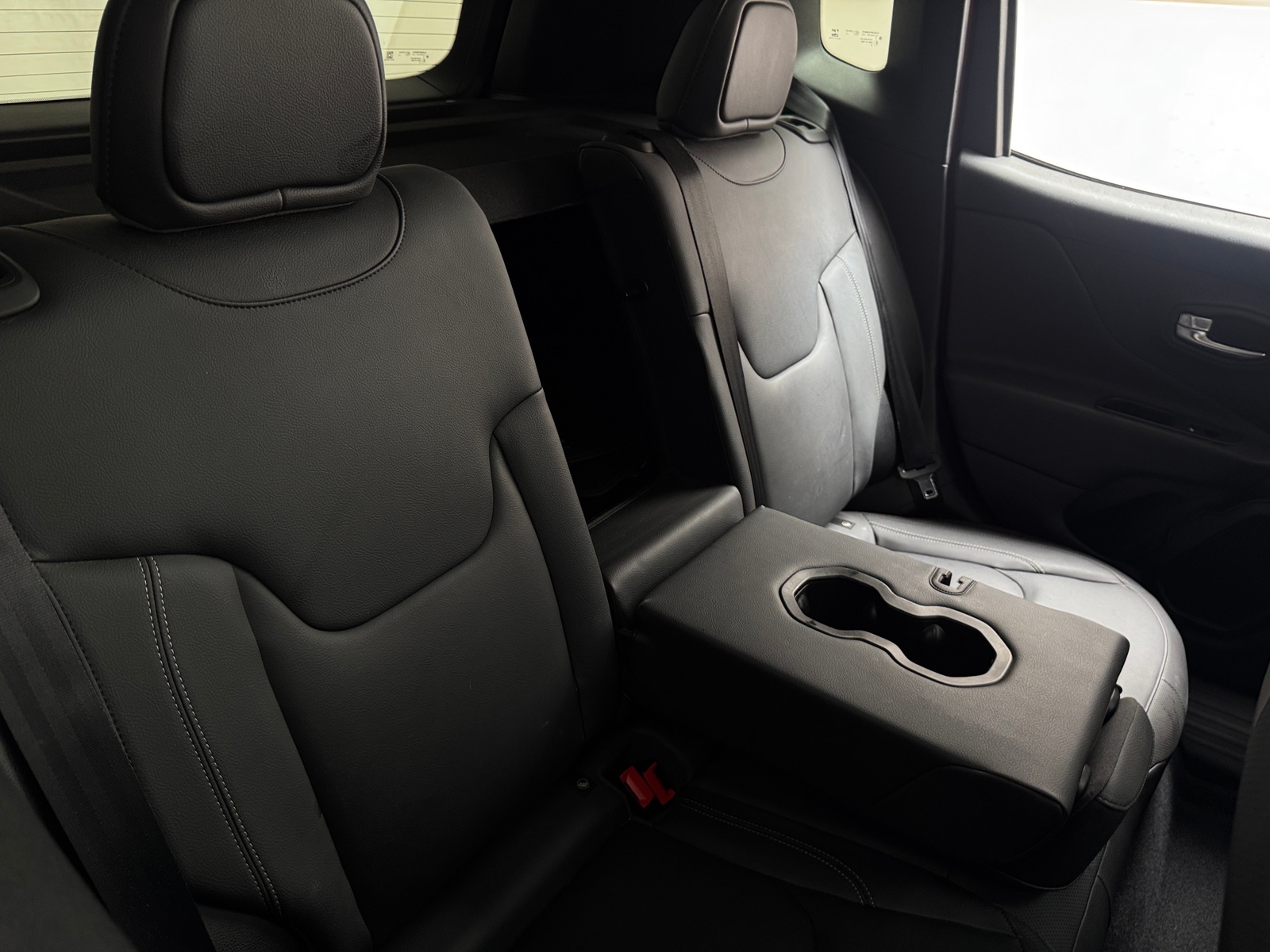 Thumbnail: 2020 Jeep Renegade - 5