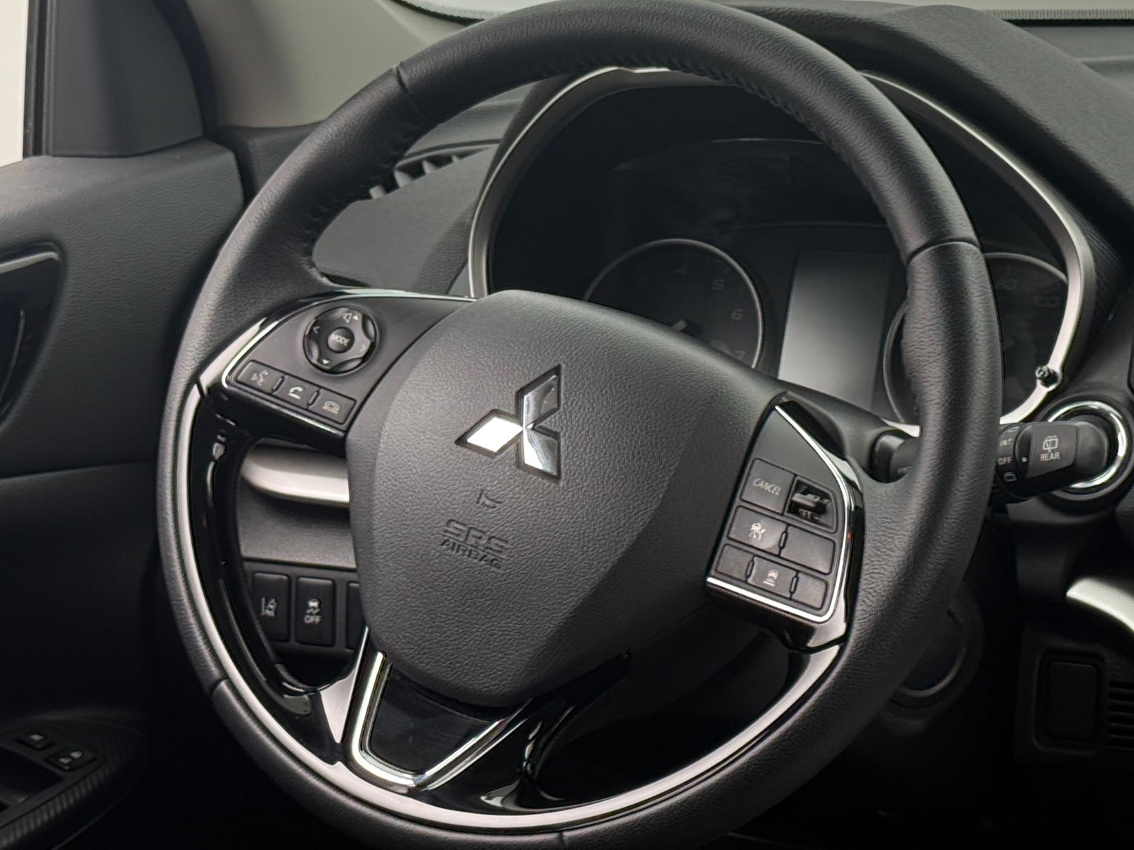 Thumbnail: 2026 Mitsubishi Eclipse Cross - 4