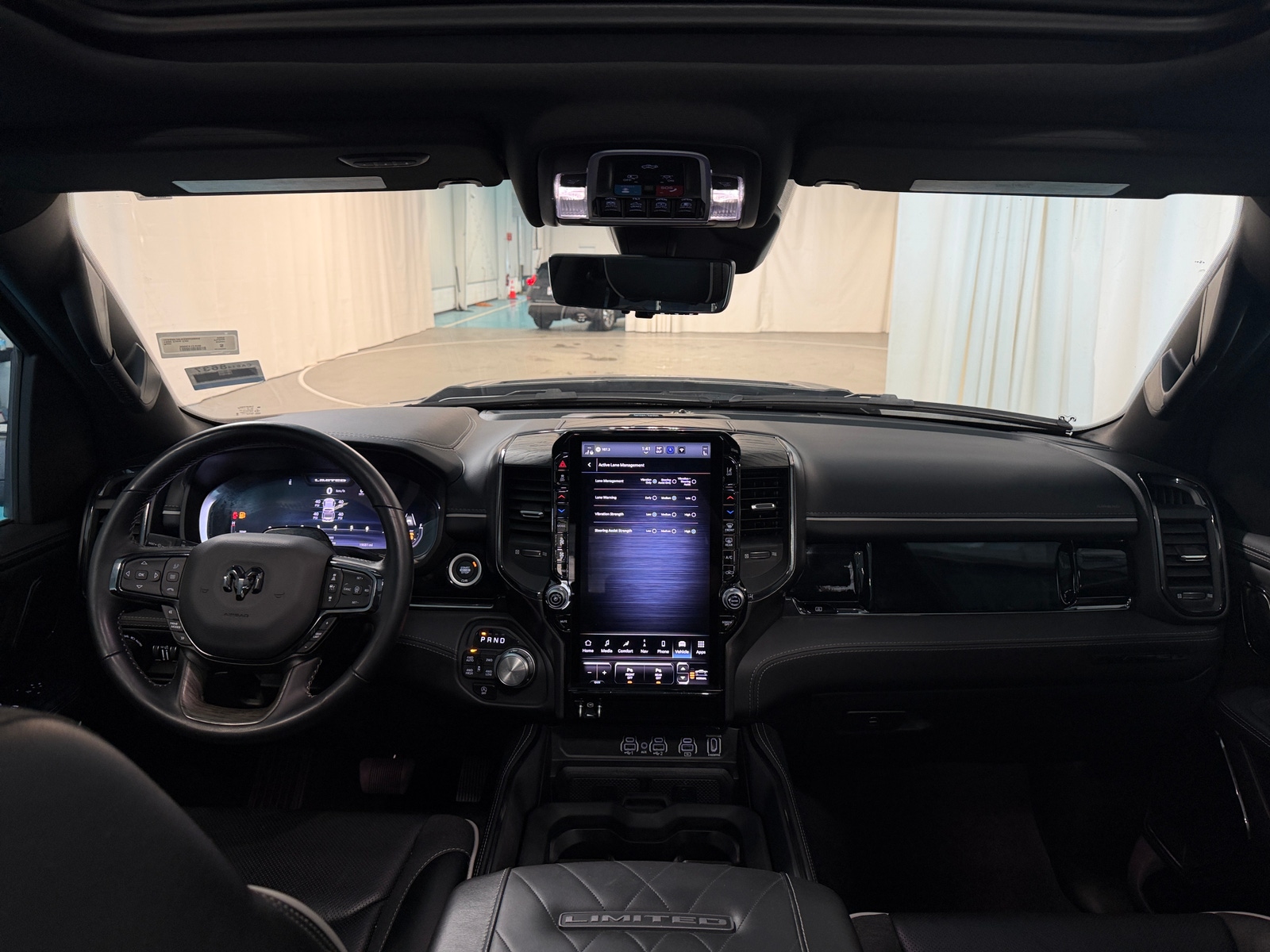 Thumbnail: 2025 RAM 1500 - 2