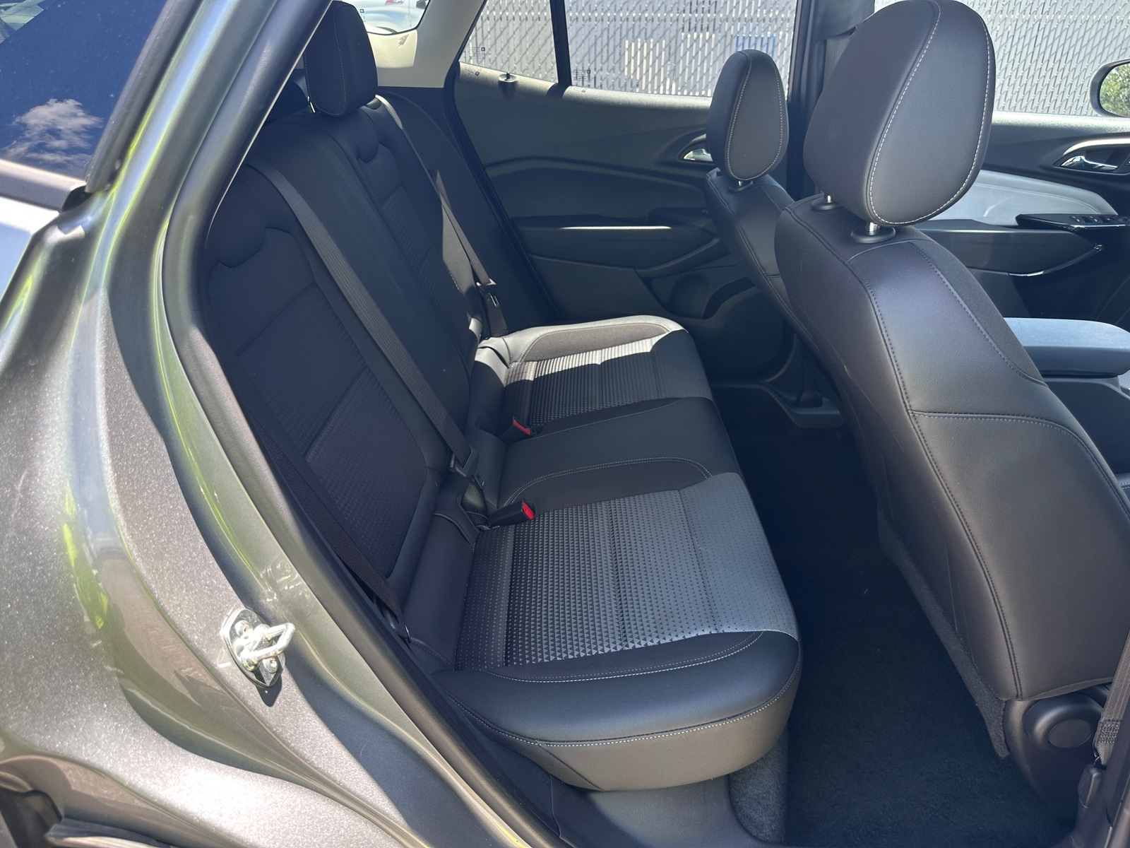 Thumbnail: 2025 Chevrolet Trax - 5