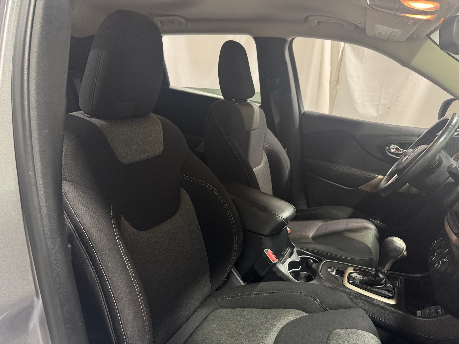 Thumbnail: 2018 Jeep Cherokee - 2
