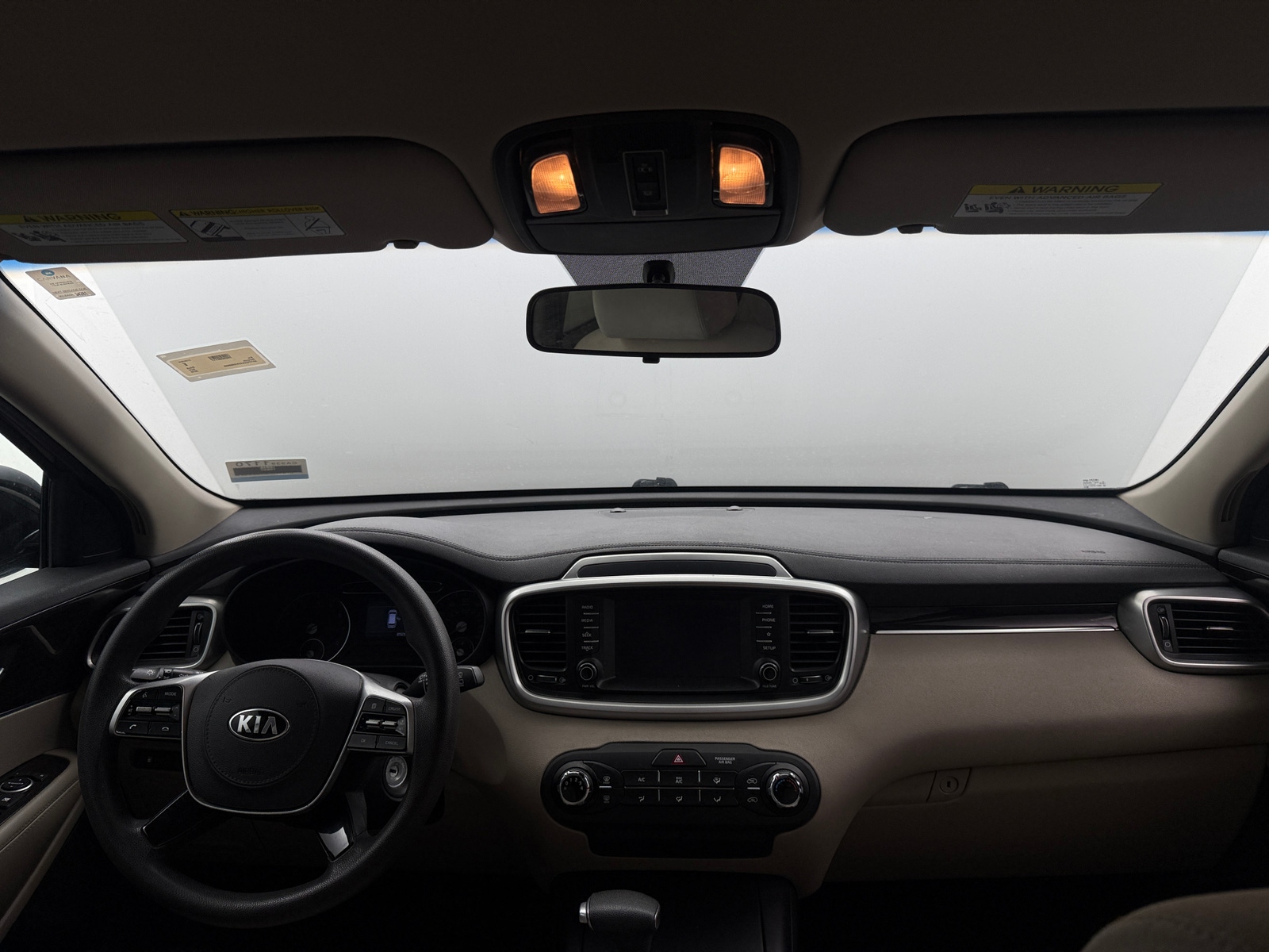 Thumbnail: 2019 Kia Sorento - 3