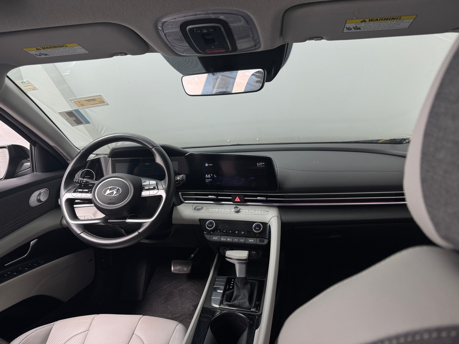 Thumbnail: 2022 Hyundai Elantra - 2