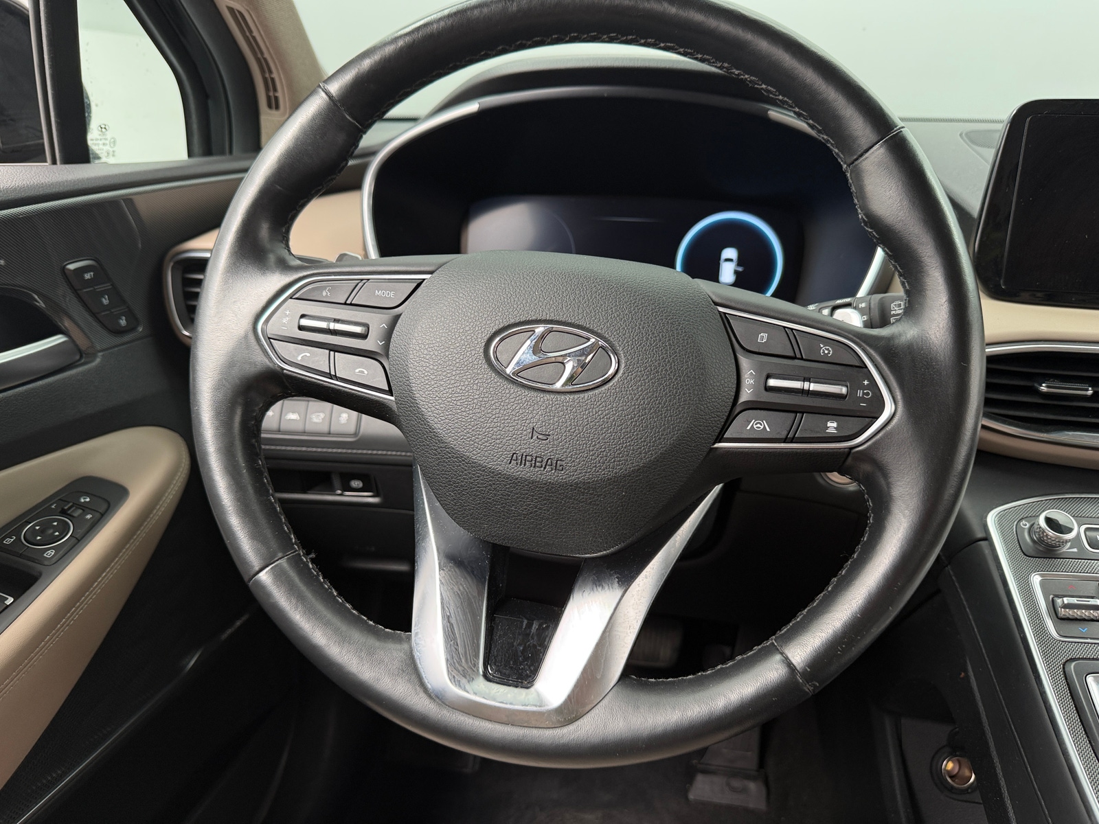 Thumbnail: 2023 Hyundai Santa Fe - 4