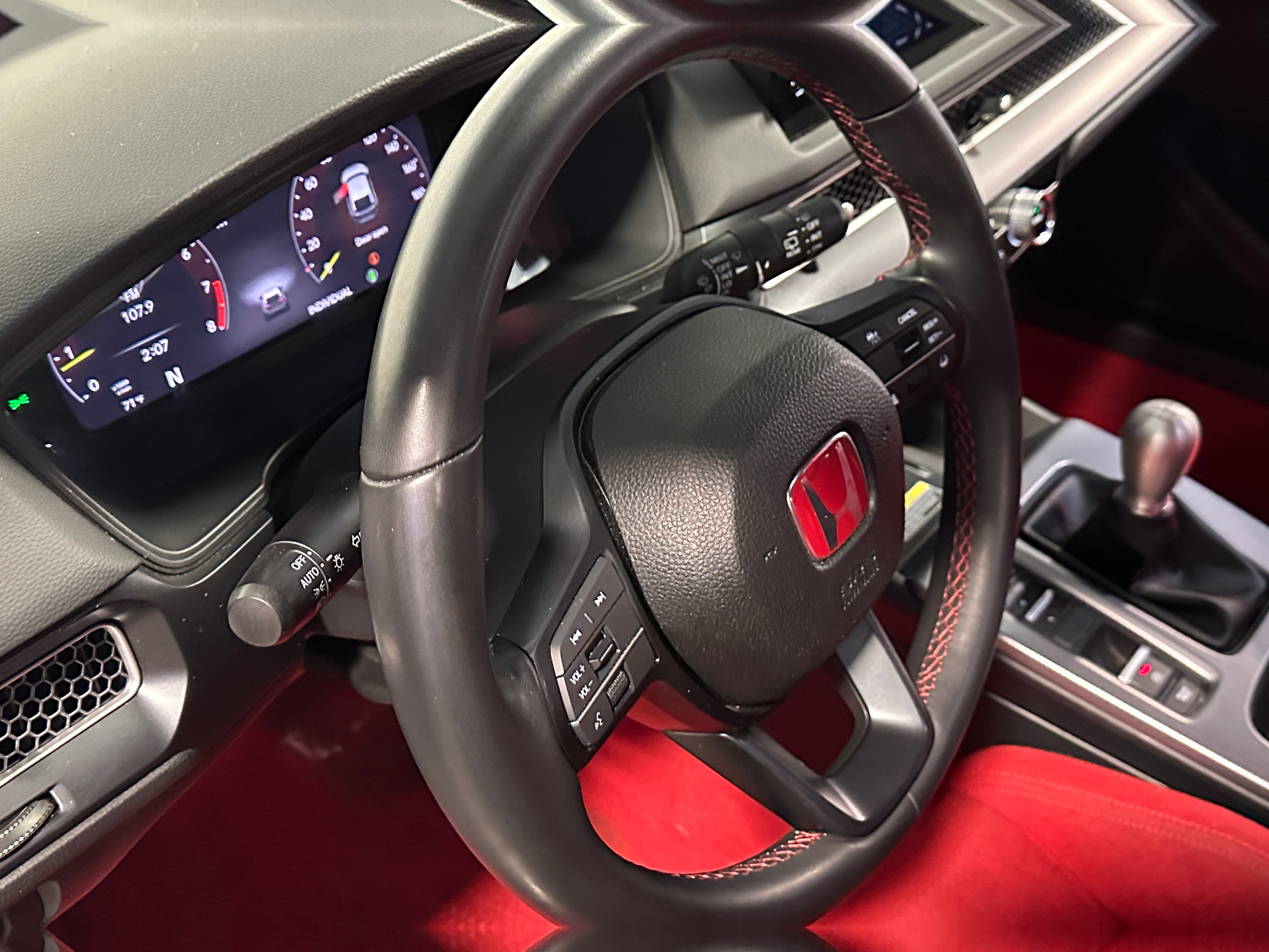 2023 Honda Civic Hatchback Type-R - Photo 19