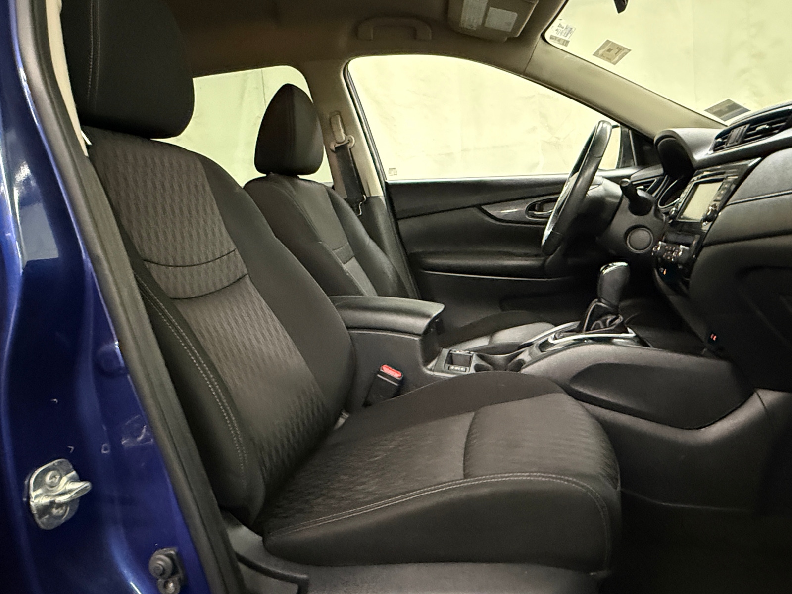 Thumbnail: 2019 Nissan Rogue - 2